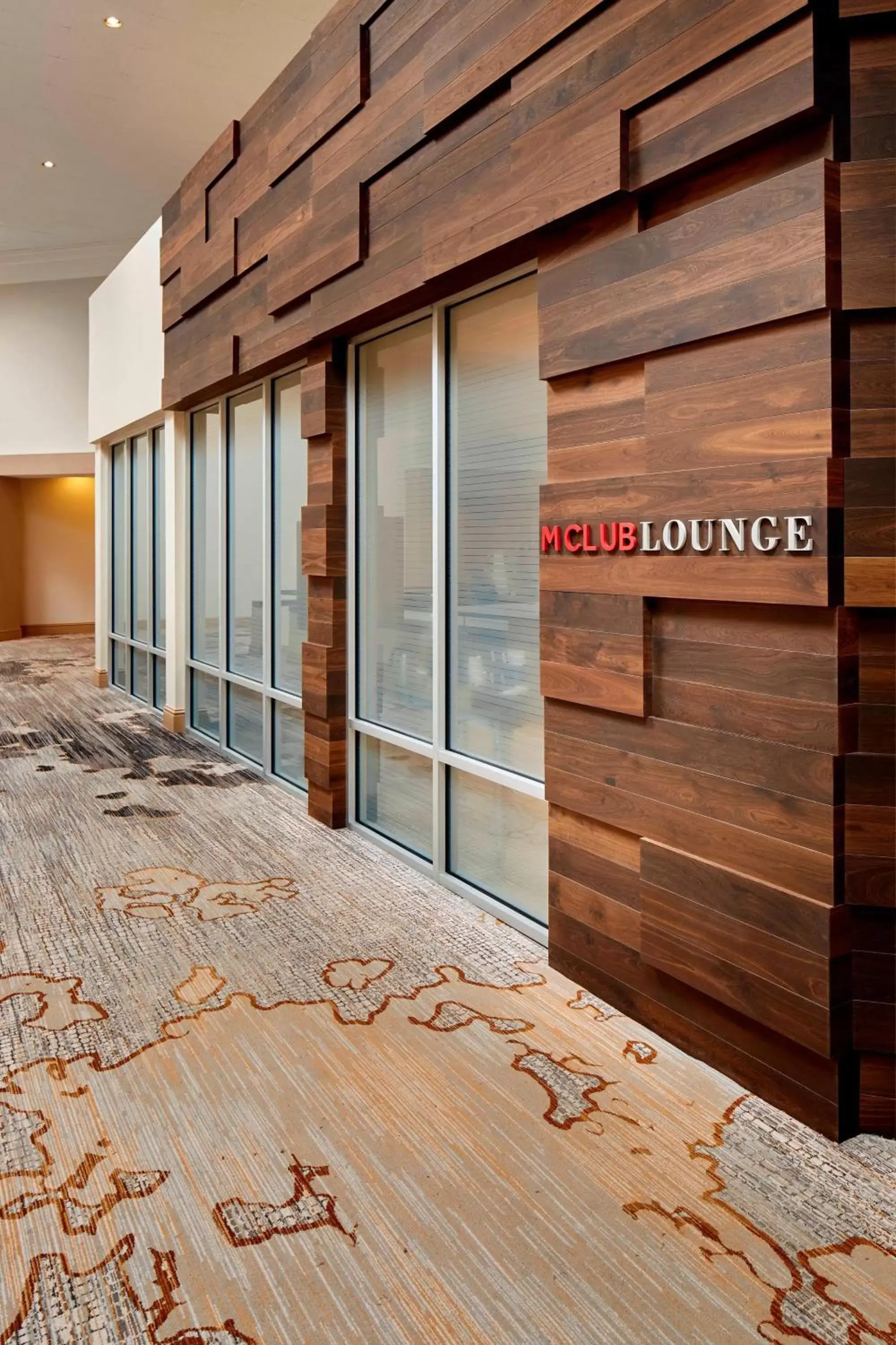 Lounge or bar in Marriott Birmingham Grandview