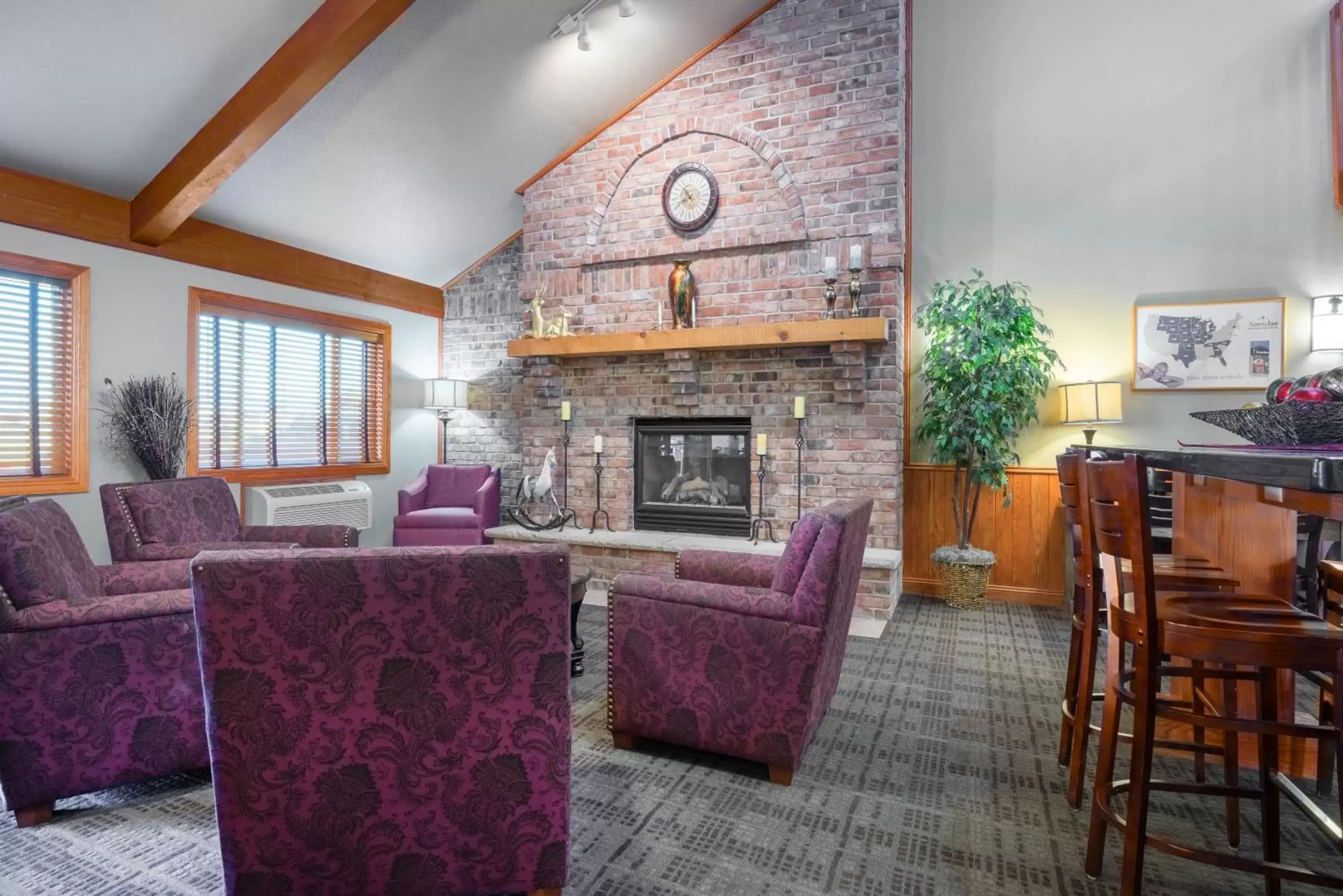 Lobby or reception, Seating Area in Cobblestone Hotel and Suites - Baldwin