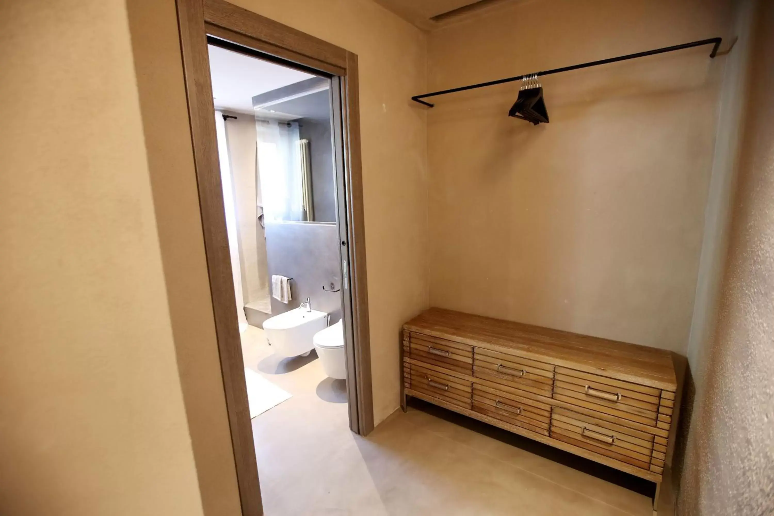 Bed, Bathroom in Casa Nostra Luxury Suites