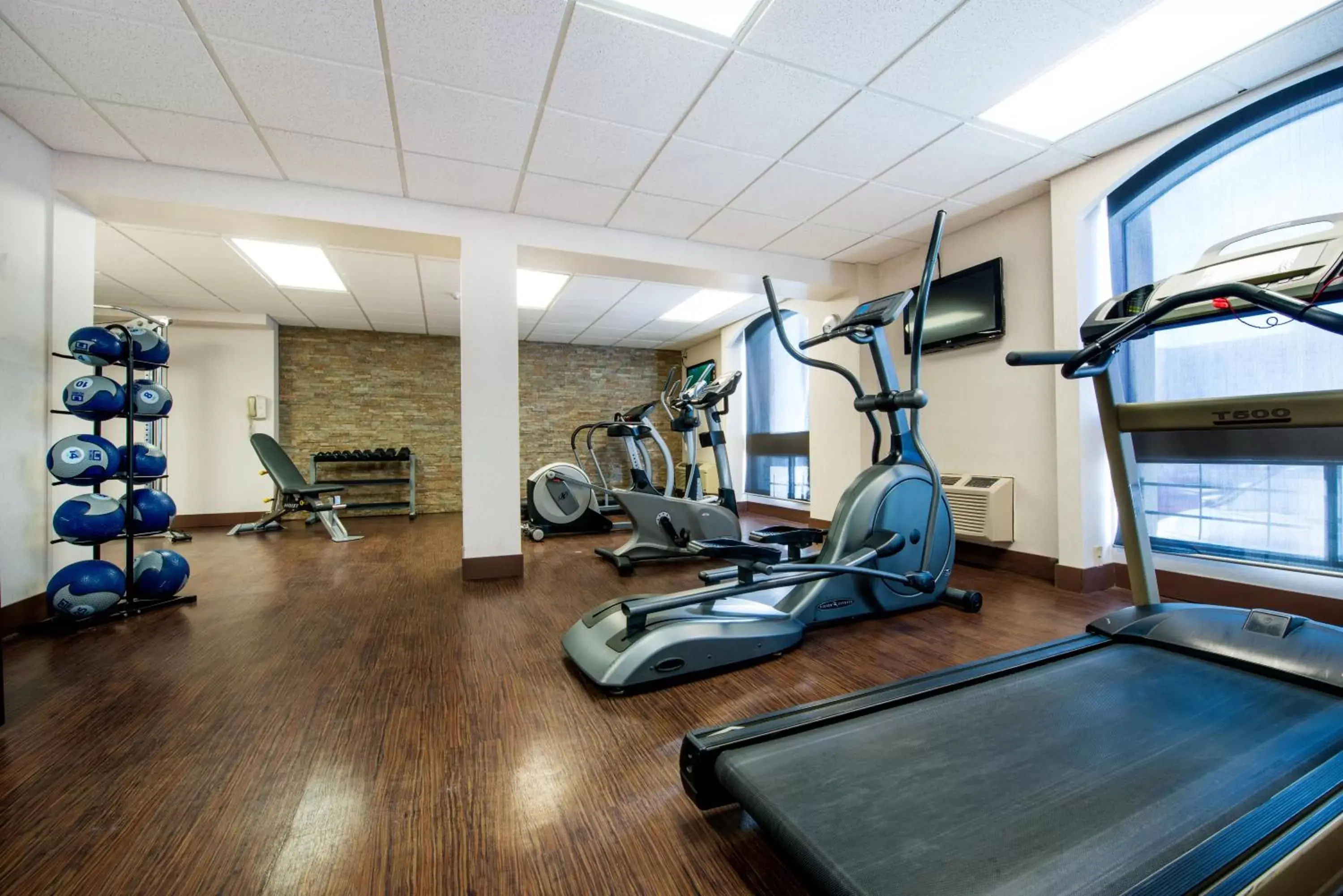 Fitness centre/facilities, Fitness Center/Facilities in Victoria Inn Hotel and Convention Center Winnipeg