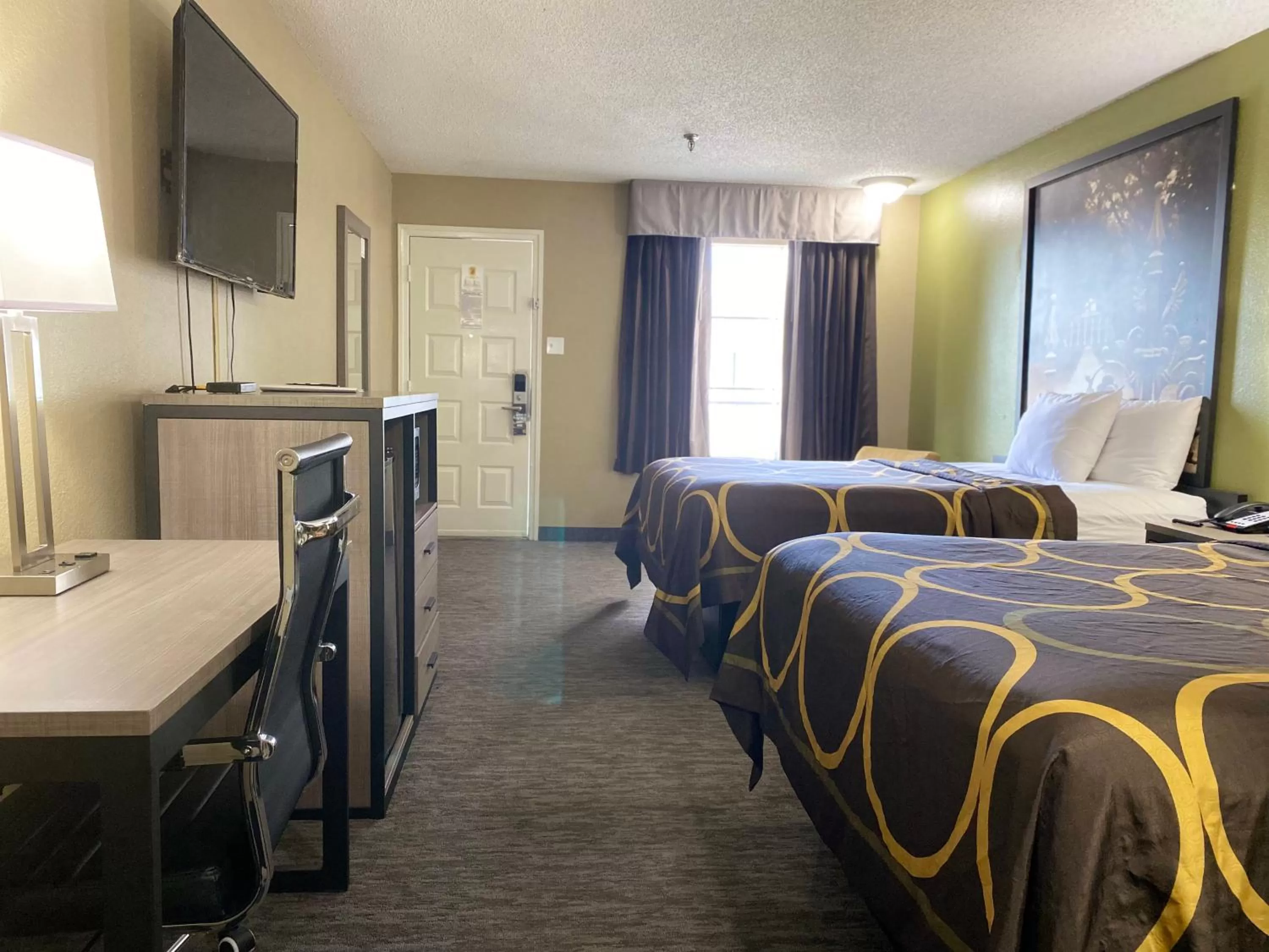 Bed in Super 8 by Wyndham New Iberia