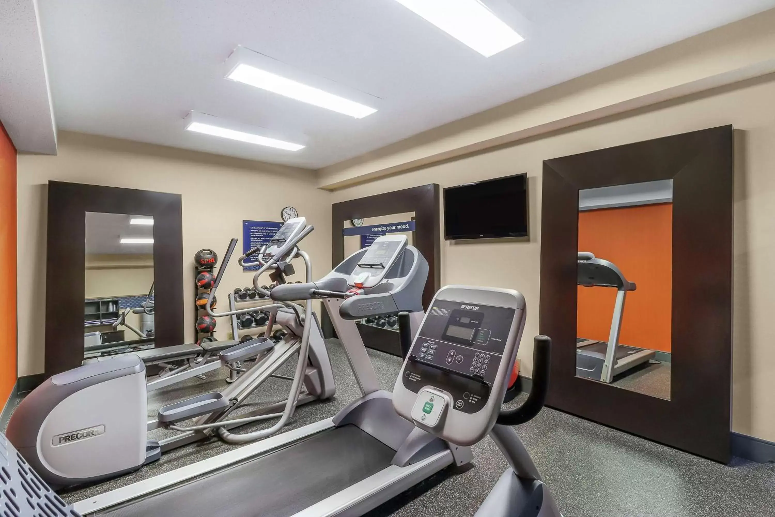 Fitness centre/facilities, Fitness Center/Facilities in Hampton Inn Heath