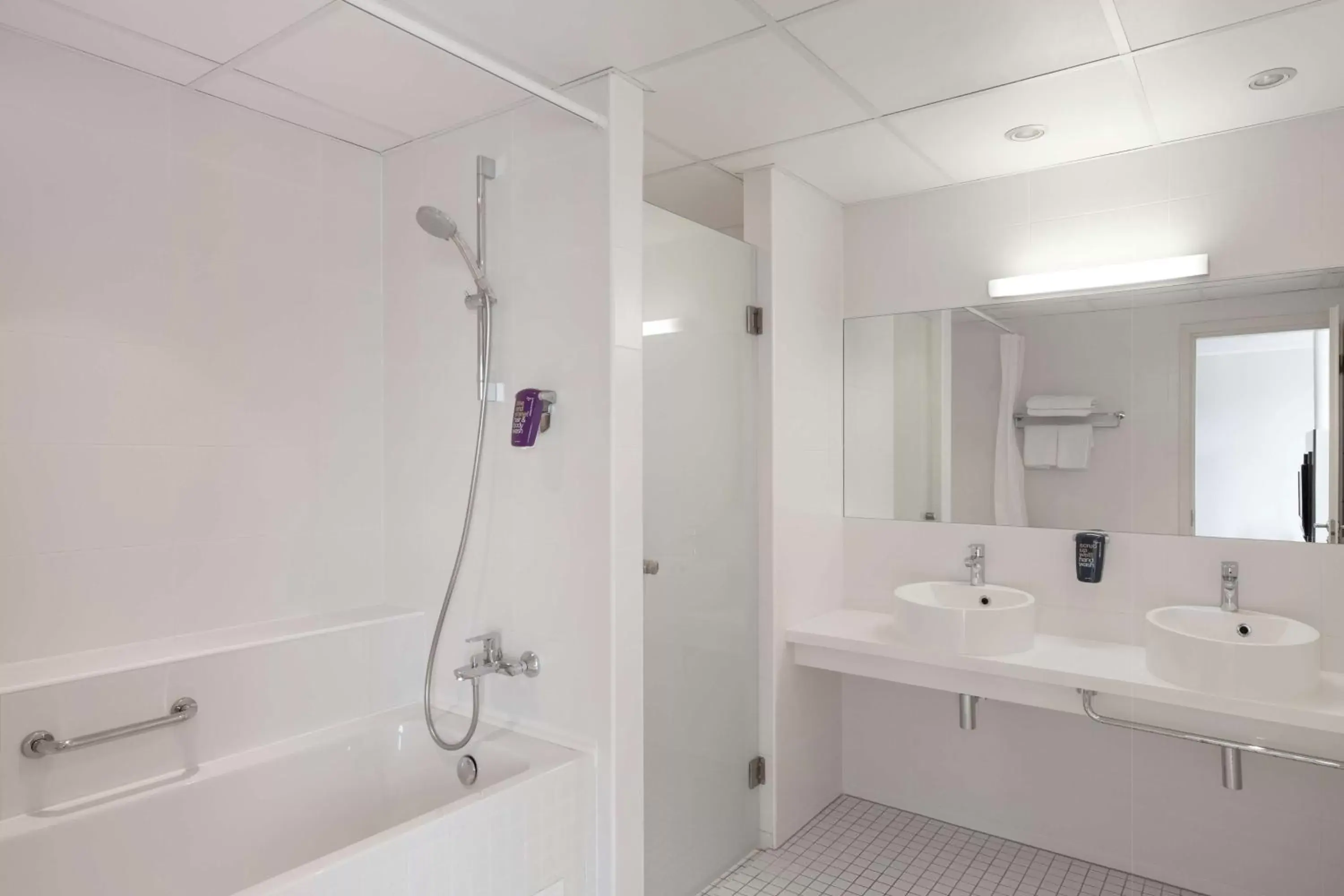 Toilet, Bathroom in Park Inn by Radisson Meriton Conference & Spa Hotel Tallinn