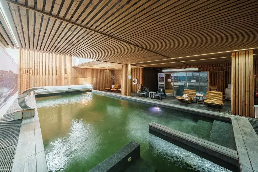 Swimming Pool in Design & Wine Hotel