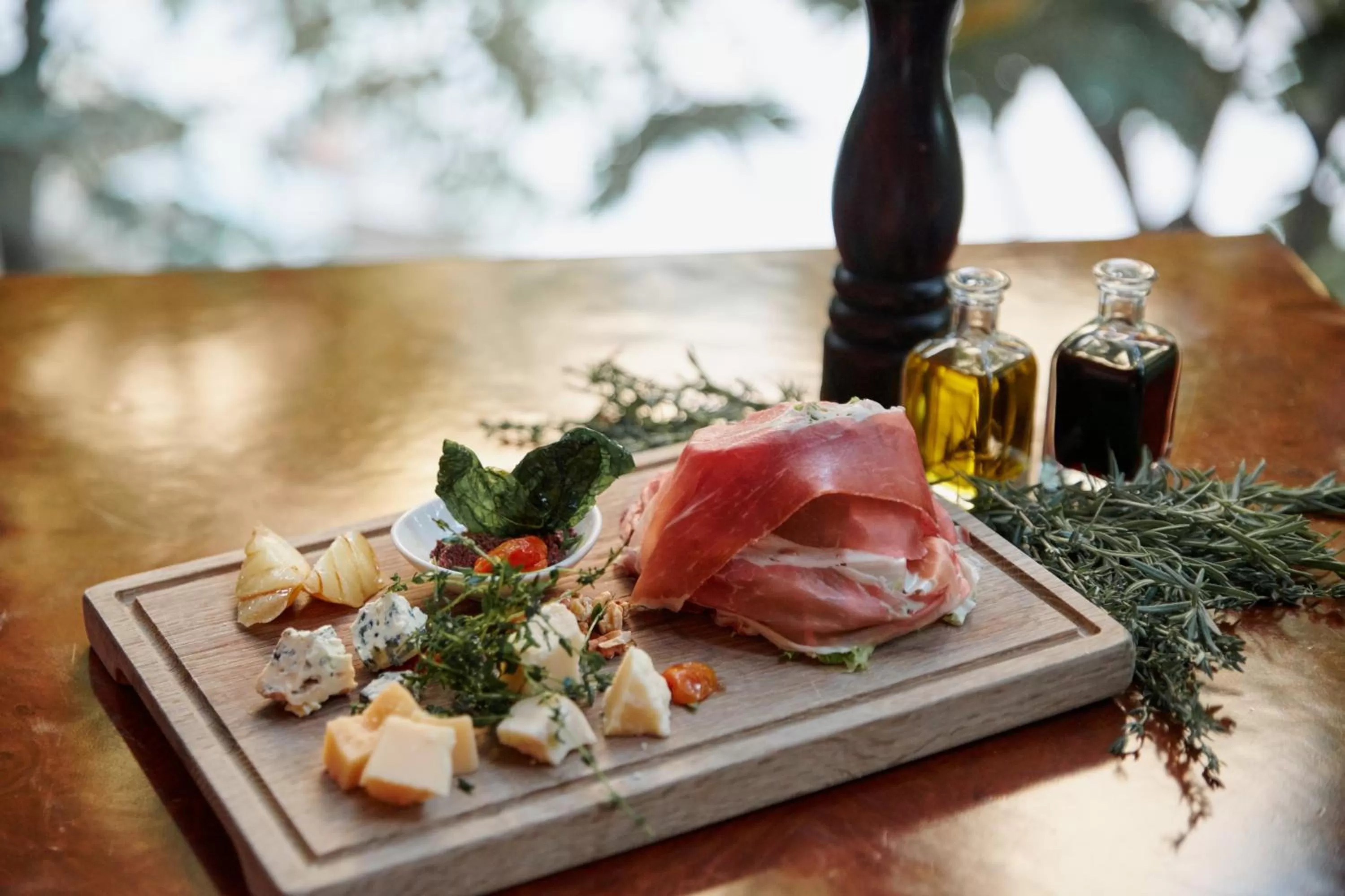 Food in Salinda Resort Phu Quoc - Sparkling Wine Breakfast