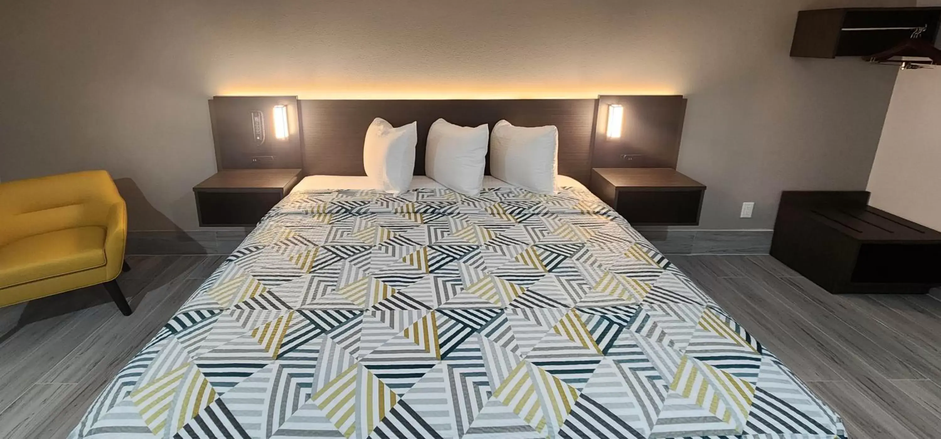 Bedroom, Bed in Motel 6 Aransas Pass TX