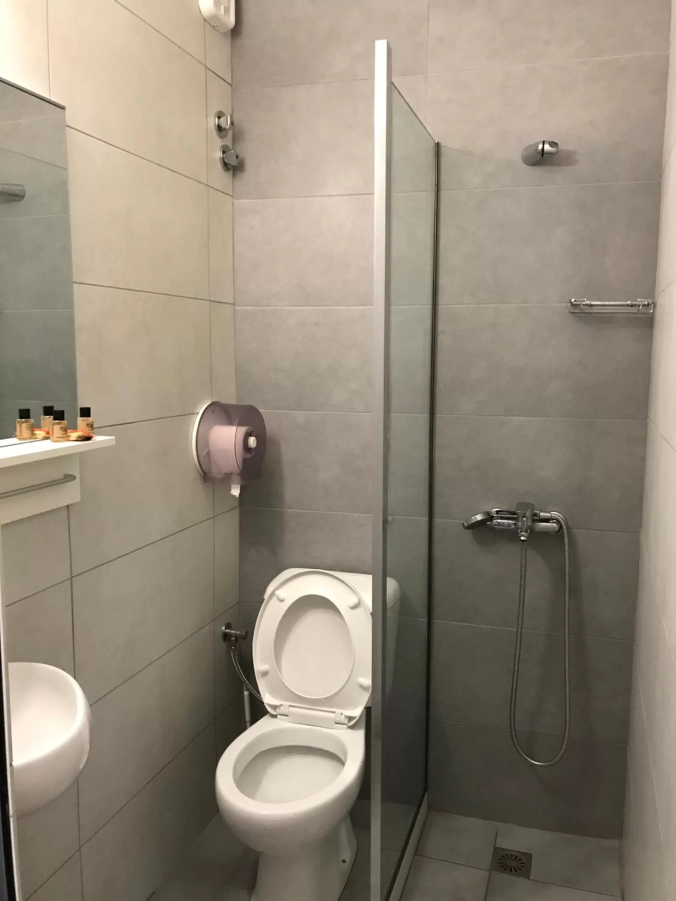 Bathroom in Lena Hotel