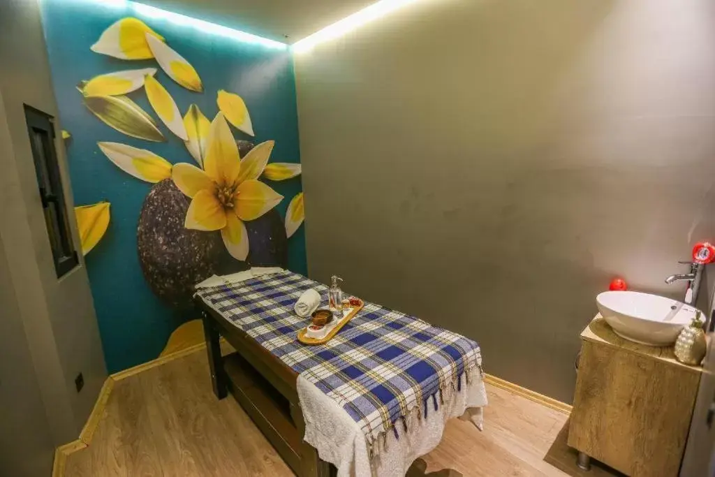Spa and wellness centre/facilities in Royal Galata Hotel