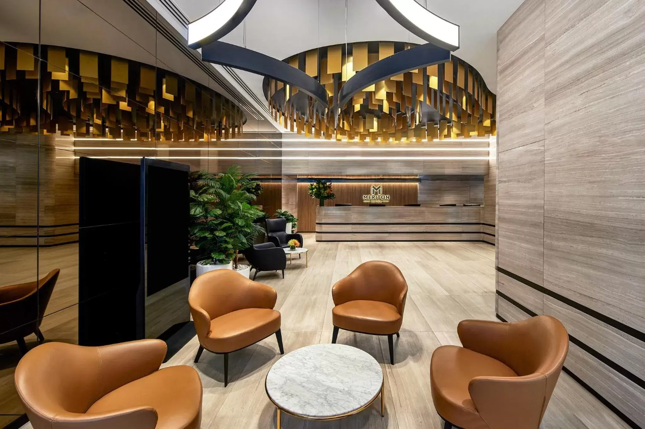 Lobby or reception, Lounge/Bar in Meriton Suites Pitt Street, Sydney