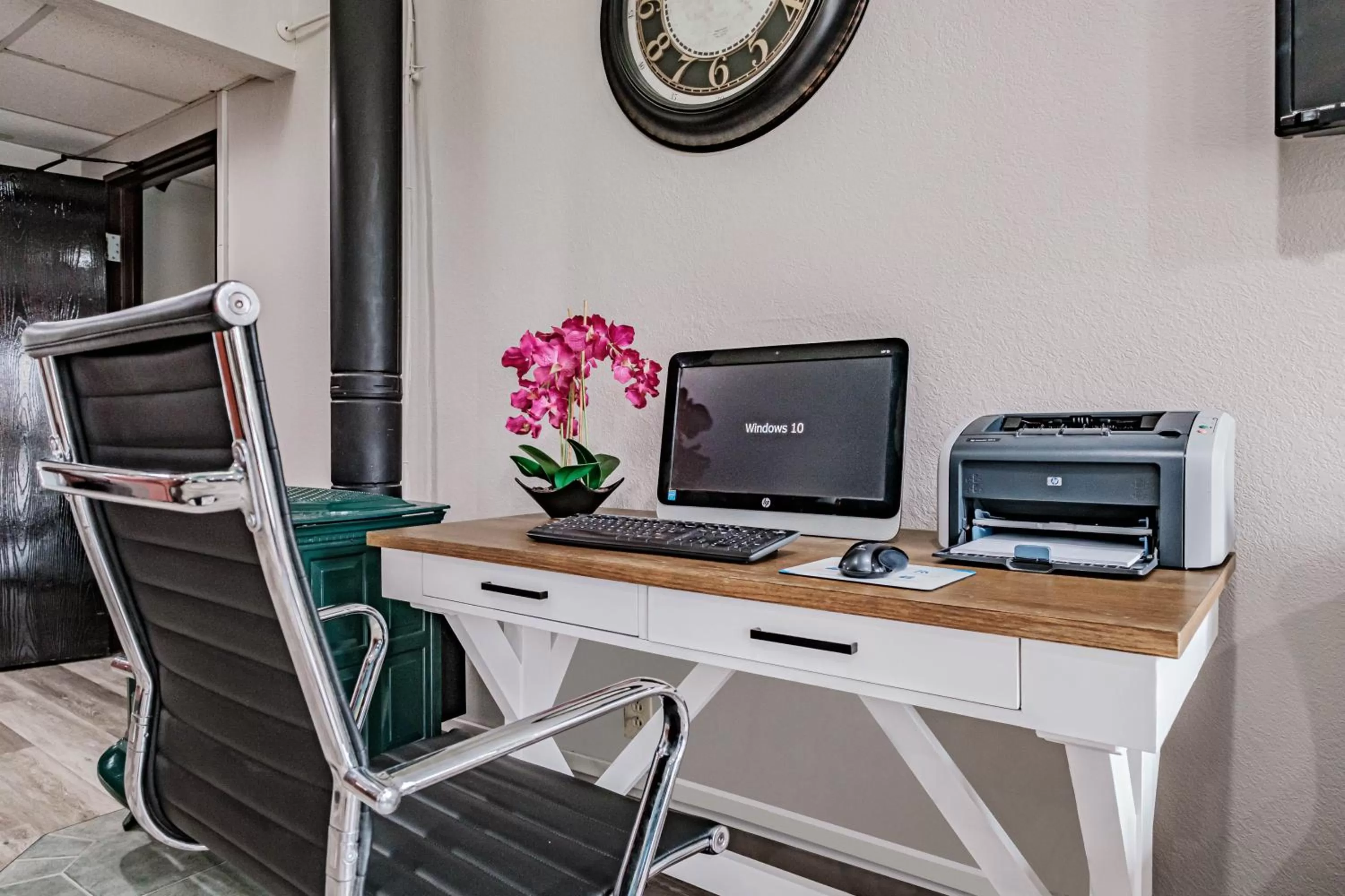 Business facilities in Days Inn by Wyndham Brunswick Bath Area