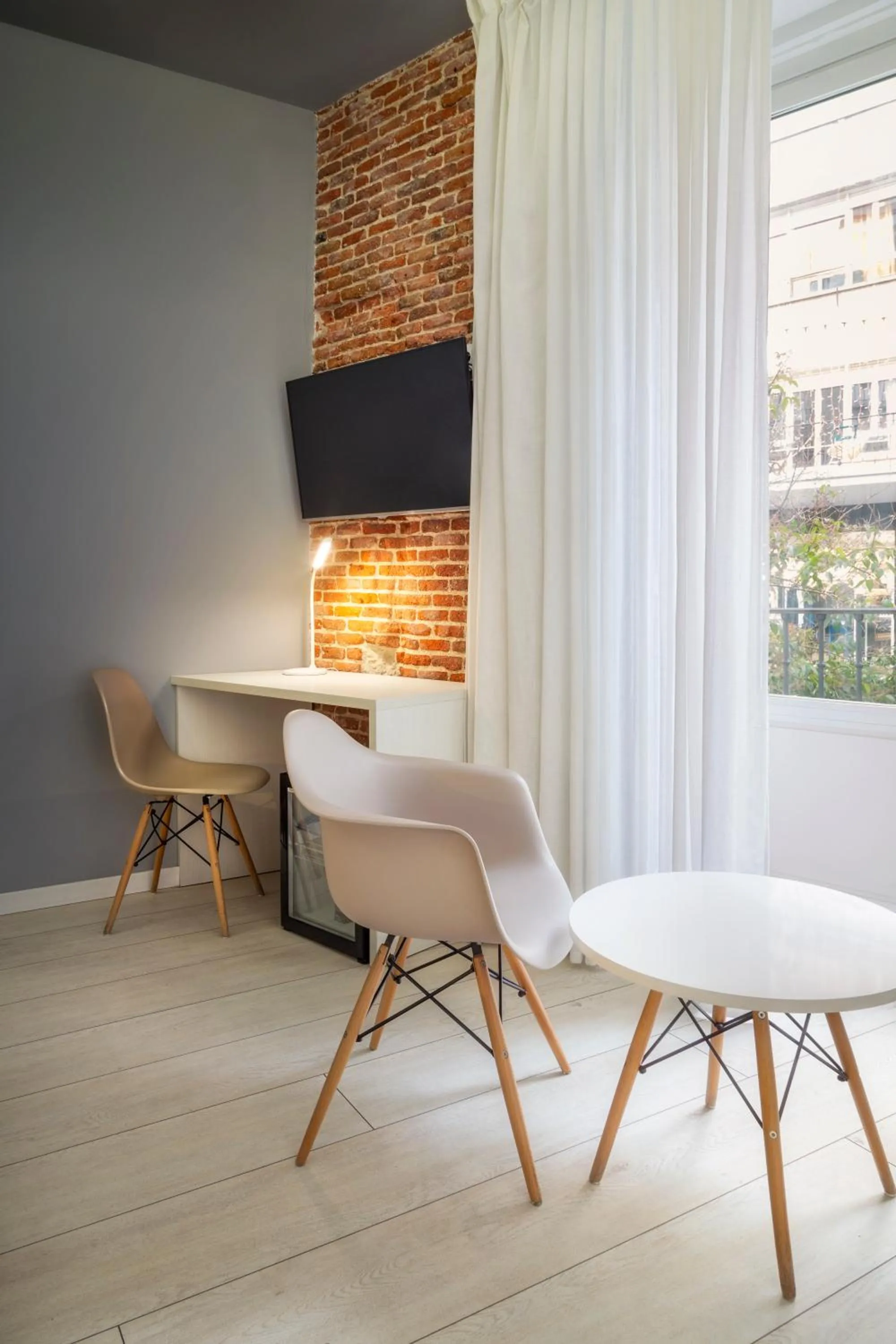 Communal lounge/ TV room in B&B HOTEL Madrid Centro Fuencarral 52