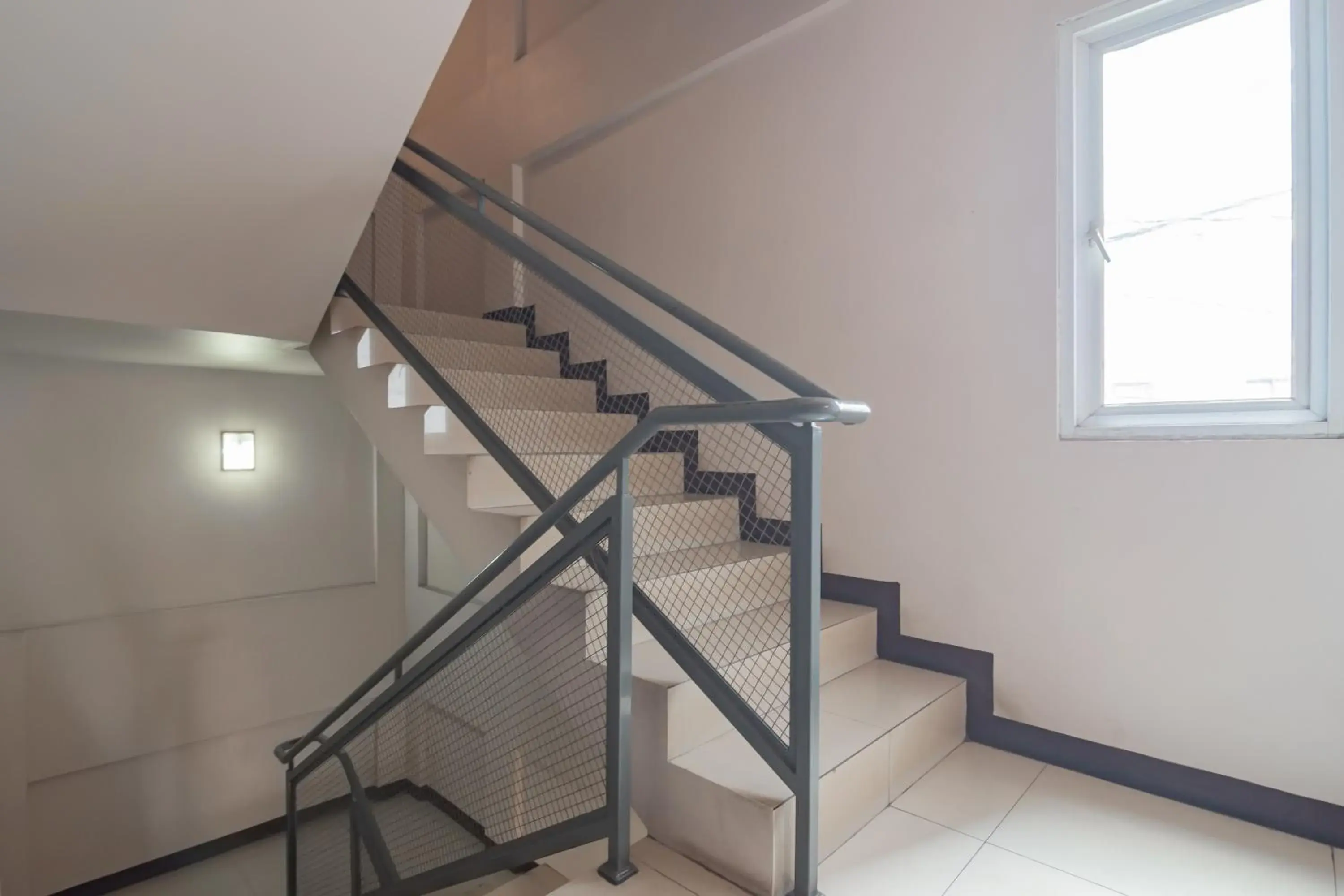 Property building in RedDoorz Plus @ Dago Pojok 3 Property building in RedDoorz Plus @ Dago Pojok 3