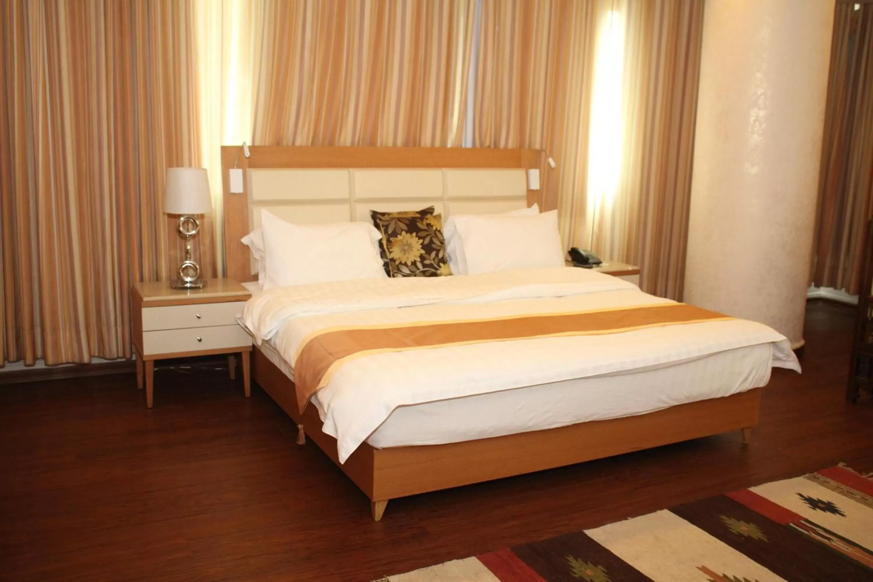 Deluxe Triple Room in Saleem Afandi Hotel Deluxe Triple Room in Saleem Afandi Hotel