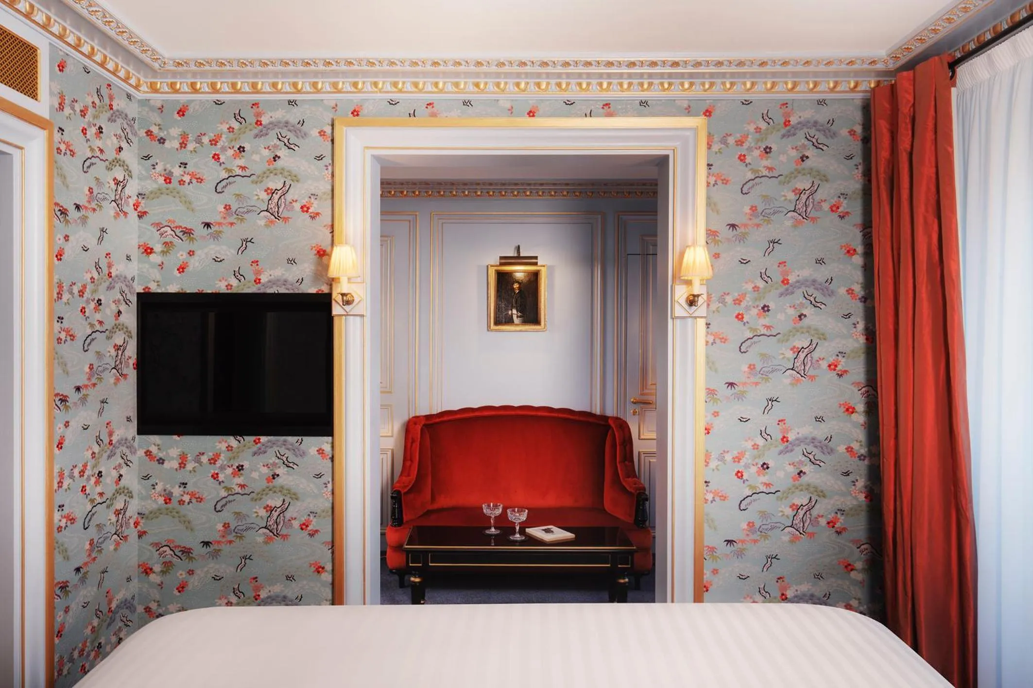 Seating area, Bed in Maison Proust, Hotel & Spa La Mer