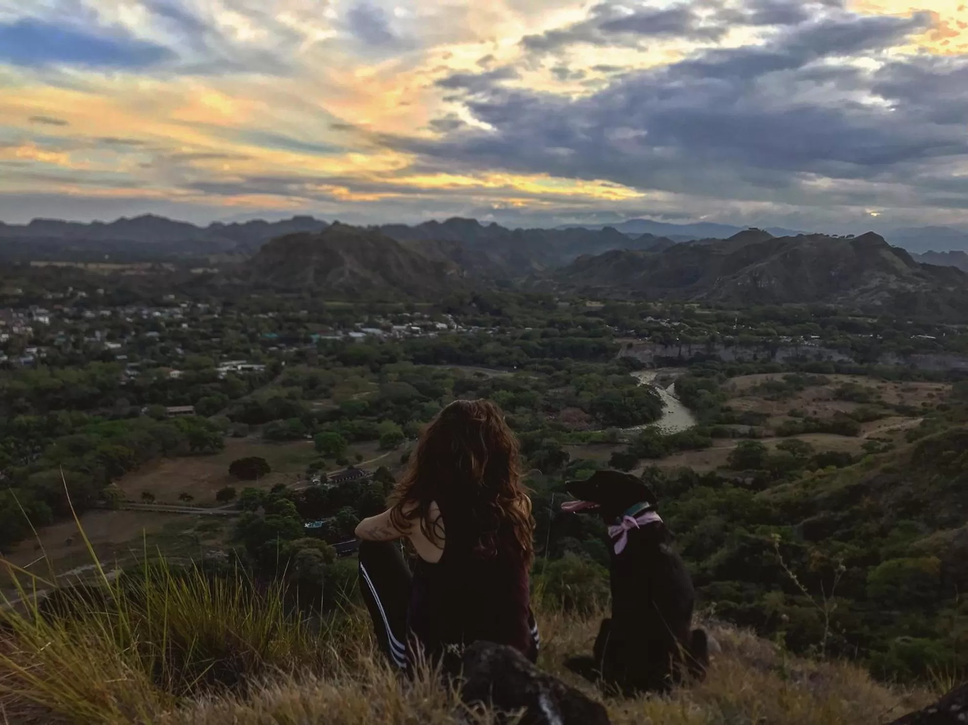 Hiking in Waka Hotel Rural
