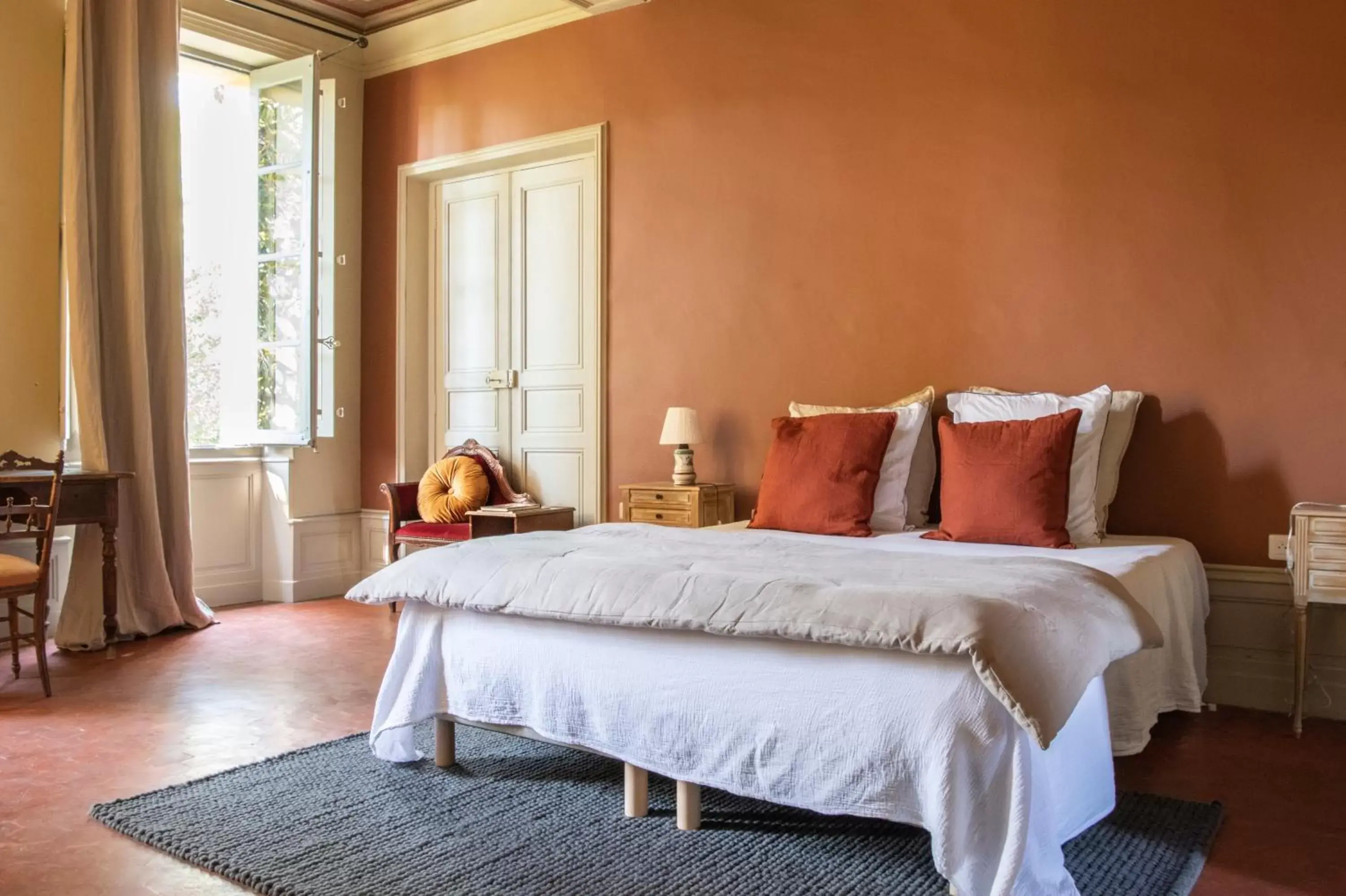 Deluxe Double Room with Bath in Maison Sumiane Deluxe Double Room with Bath in Maison Sumiane