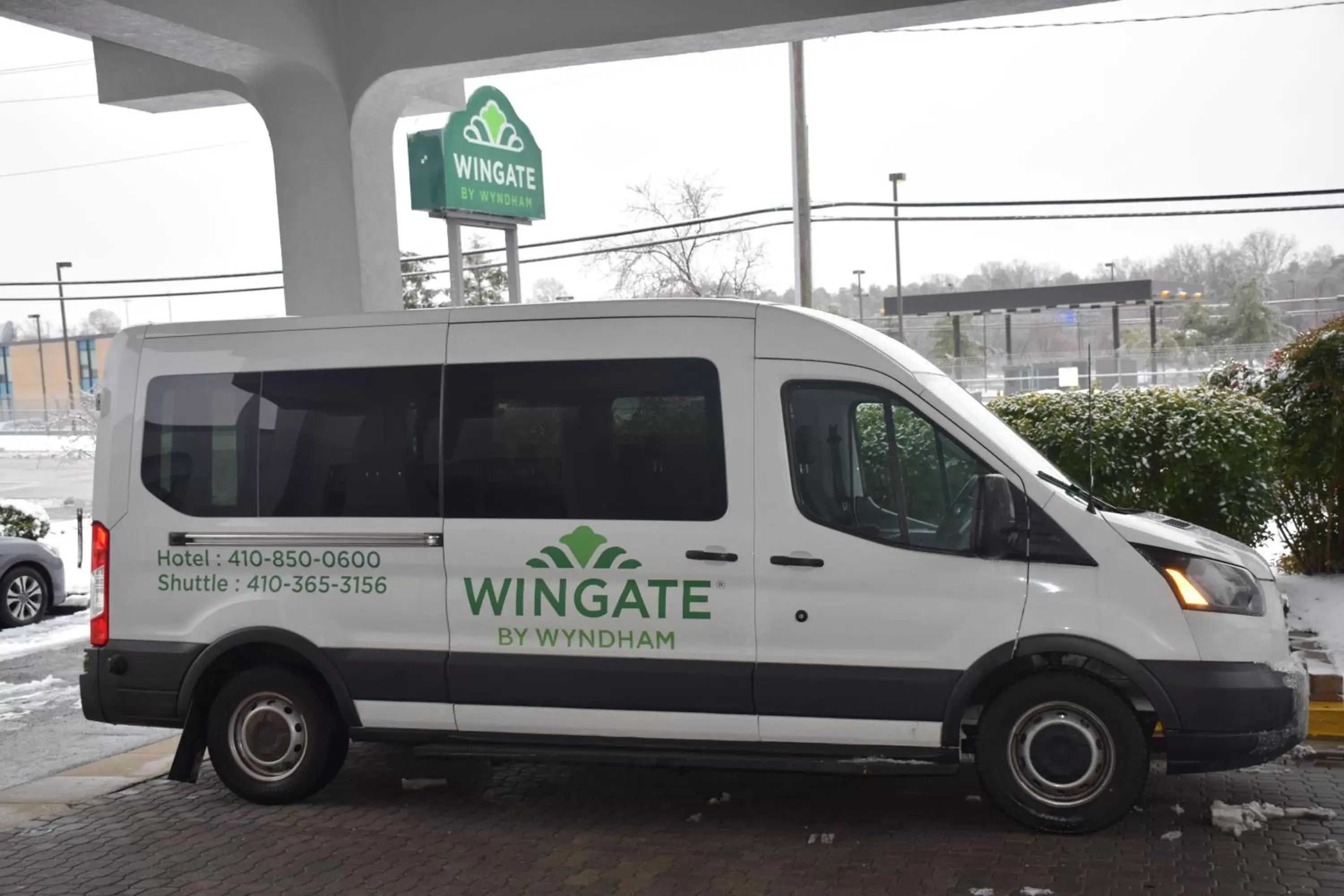 shuttle in Wingate by Wyndham Baltimore BWI Airport