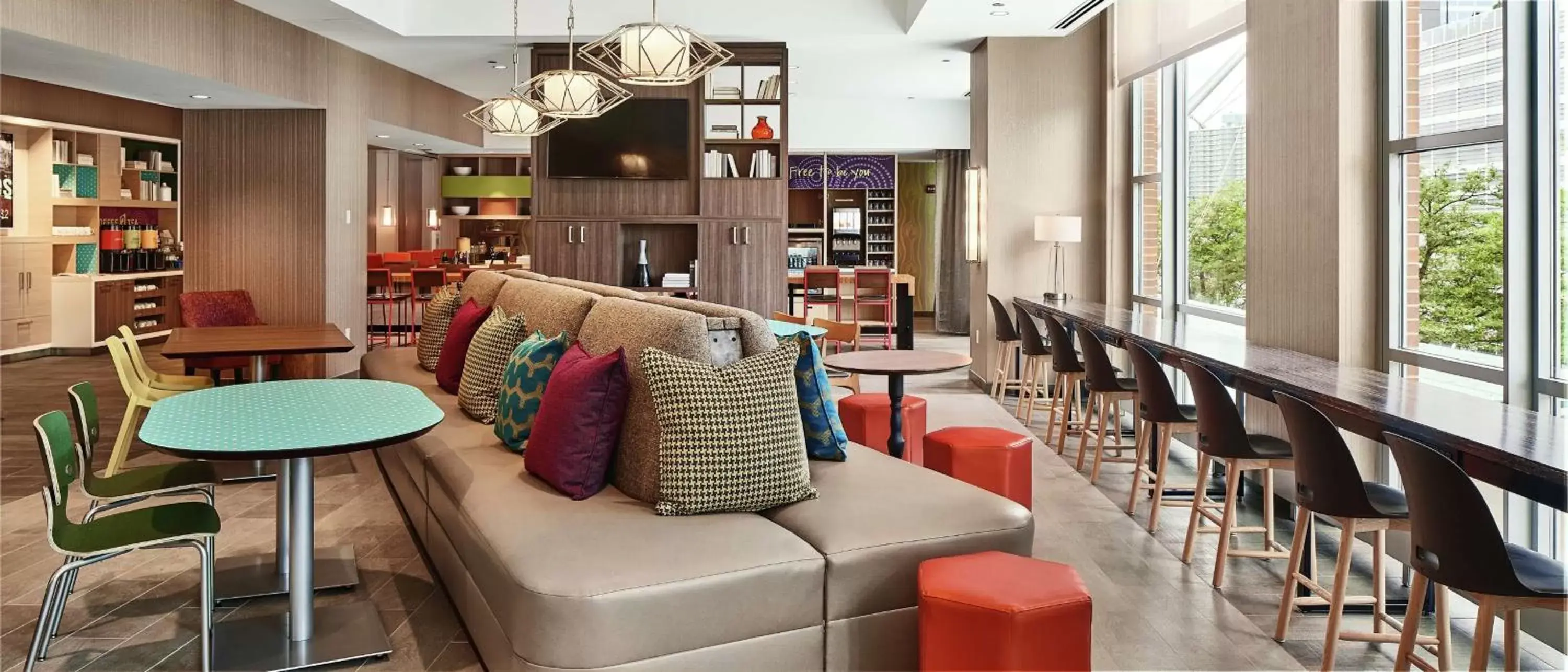 Lobby or reception, Lounge/Bar in Home2 Suites By Hilton Chicago McCormick Place