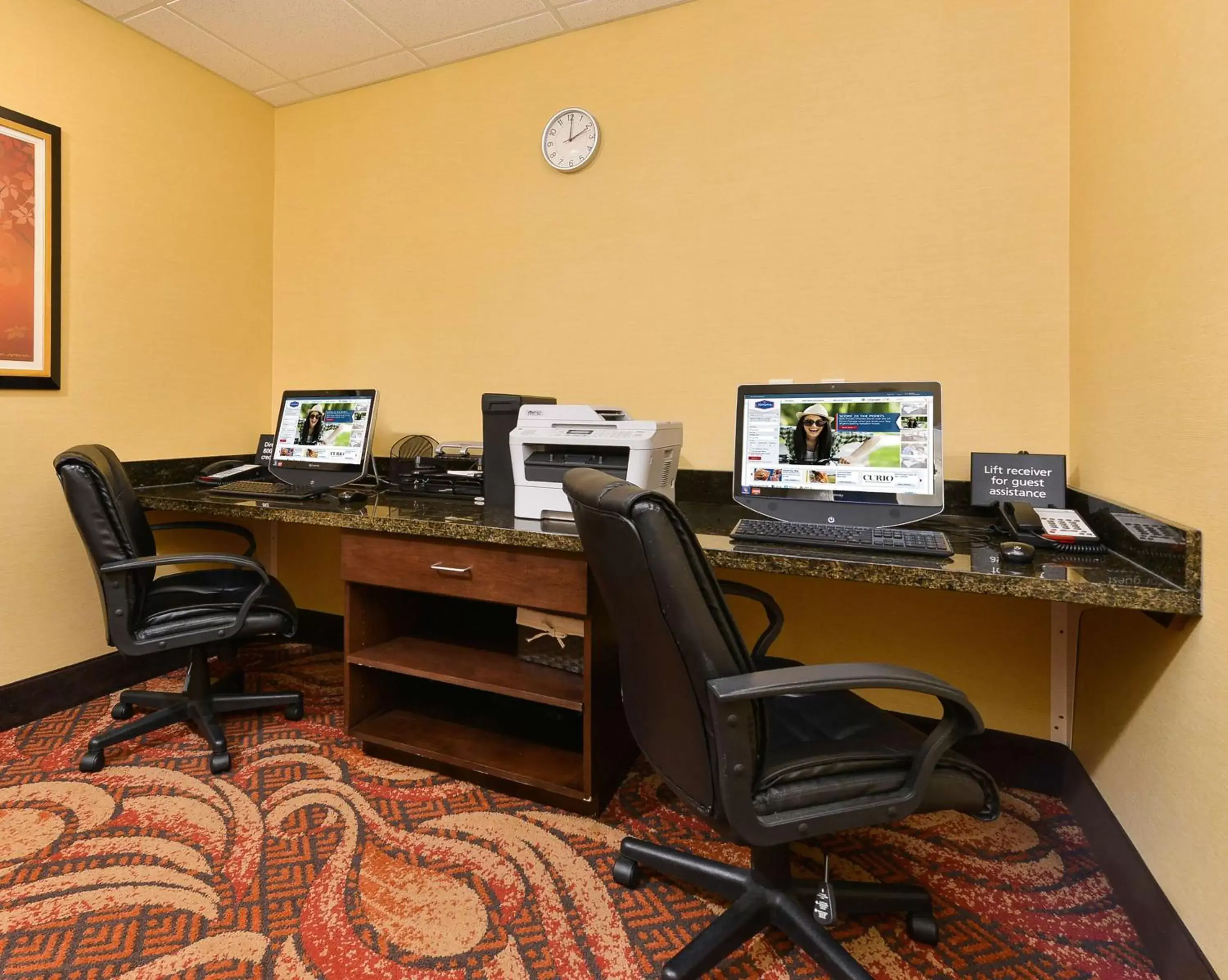 Business facilities, Business Area/Conference Room in Hampton Inn Clinton