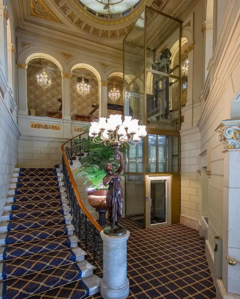 Facade/entrance in Hotel Continental Palacete