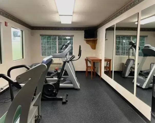 Fitness centre/facilities, Fitness Center/Facilities in Red Lion Inn & Suites Port Orchard