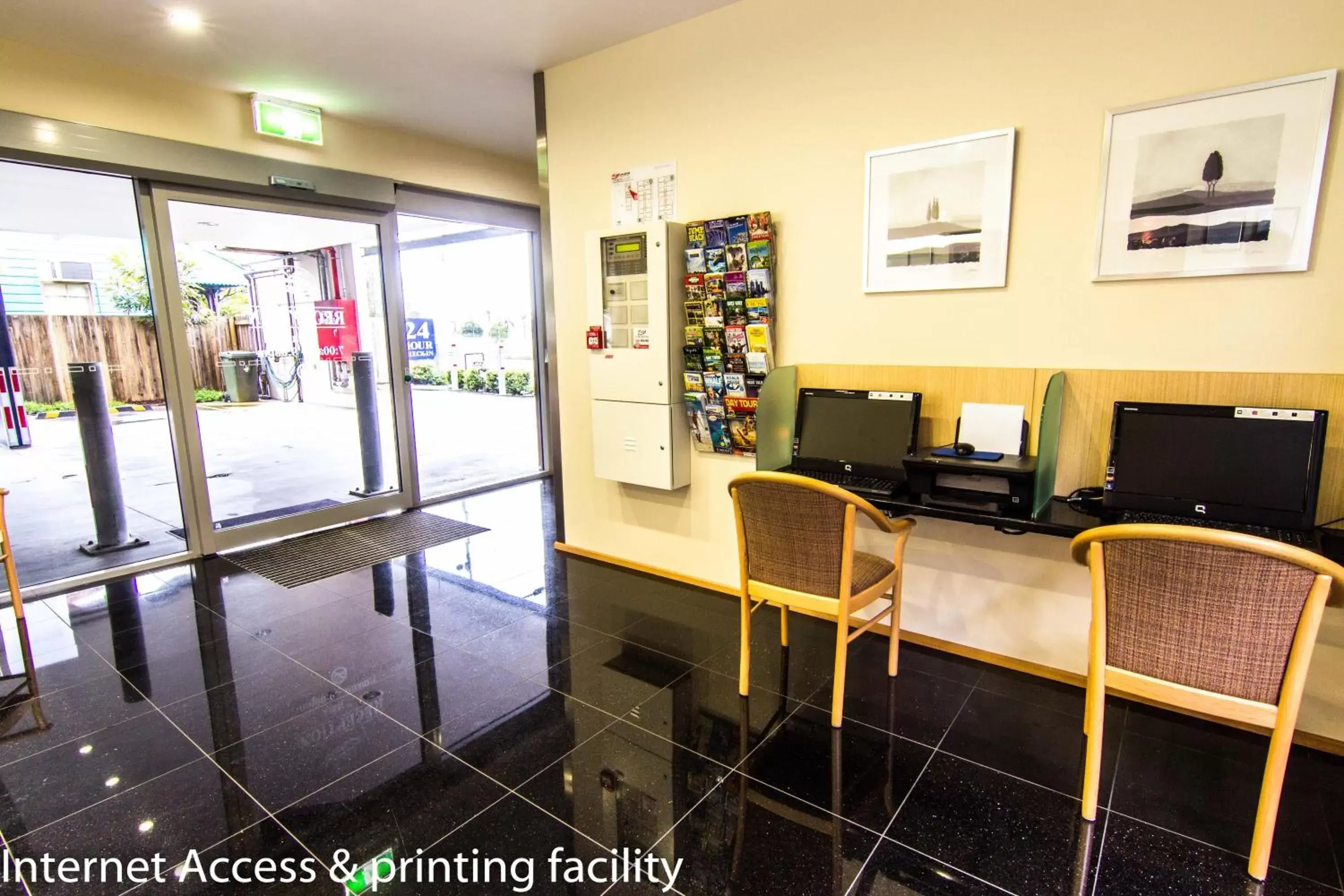 Business facilities in Airport Ascot Motel
