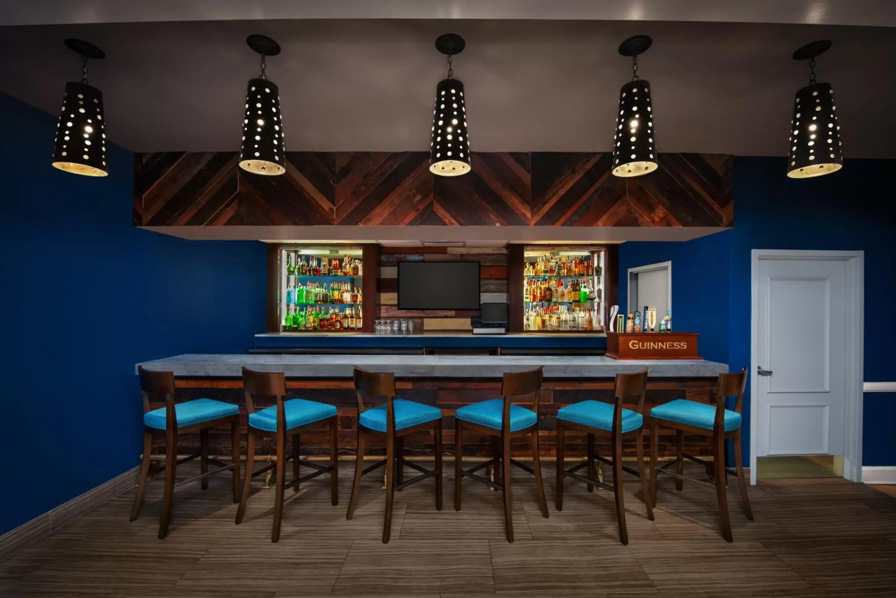 Lounge or bar in Wyndham Garden Lake Buena Vista Disney Springs® Resort Area