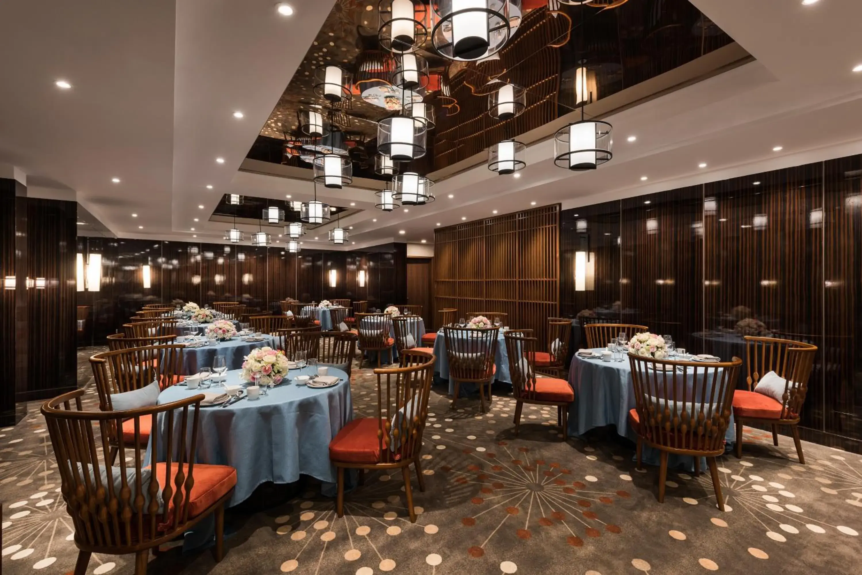 Restaurant/Places to Eat in Novotel Shanghai Hongqiao