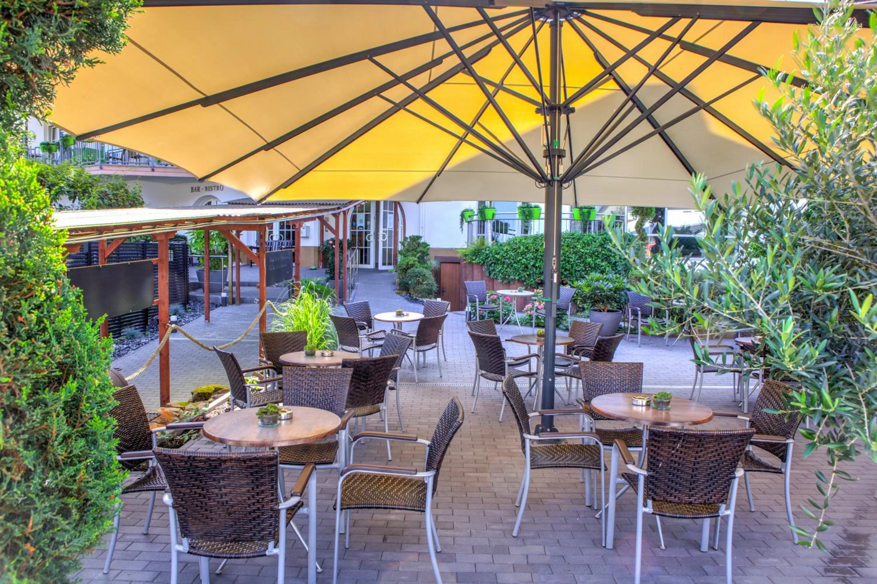 Garden in Moselromantik Hotel Am Panoramabogen