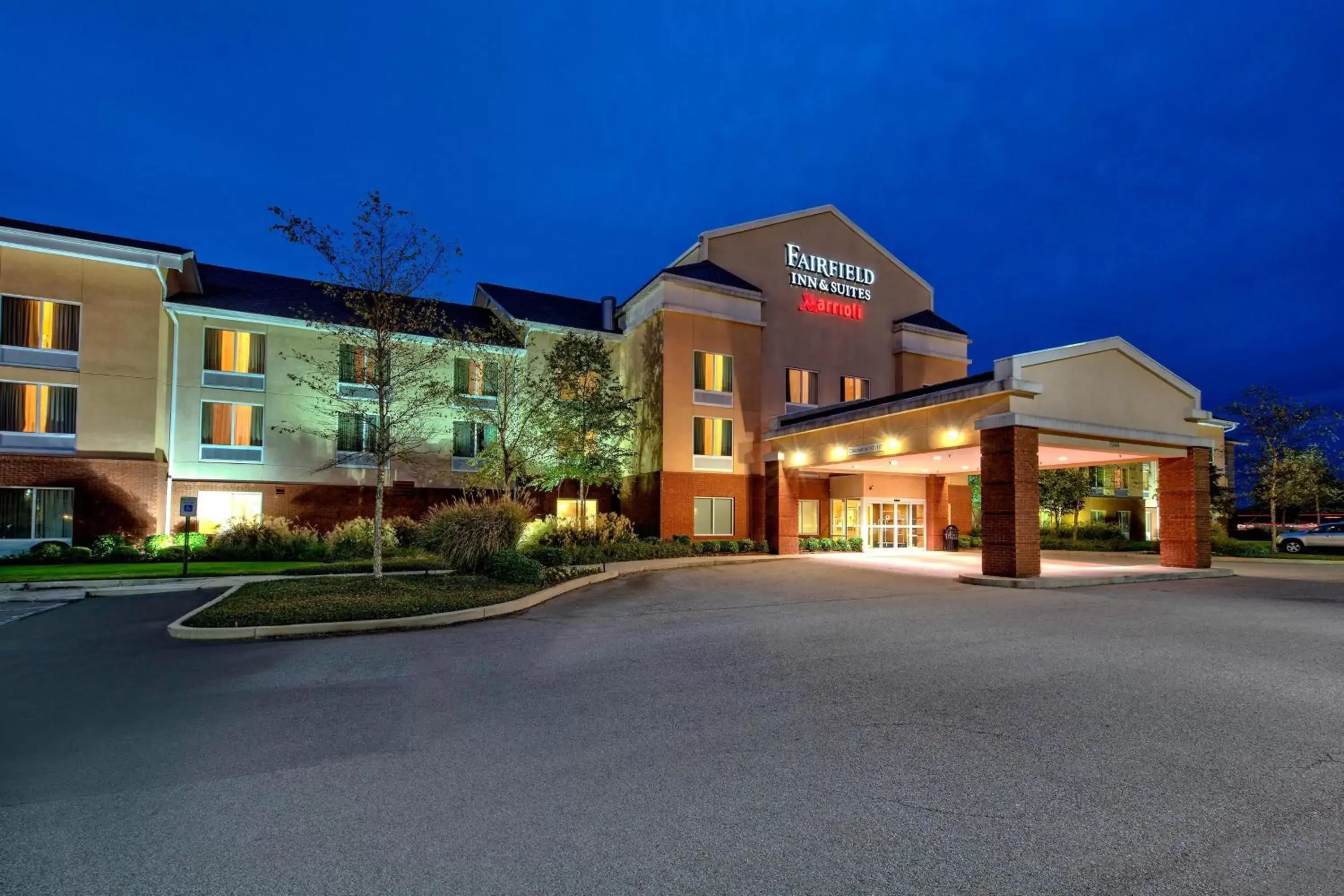 Property Building in Fairfield Inn & Suites Memphis Olive Branch