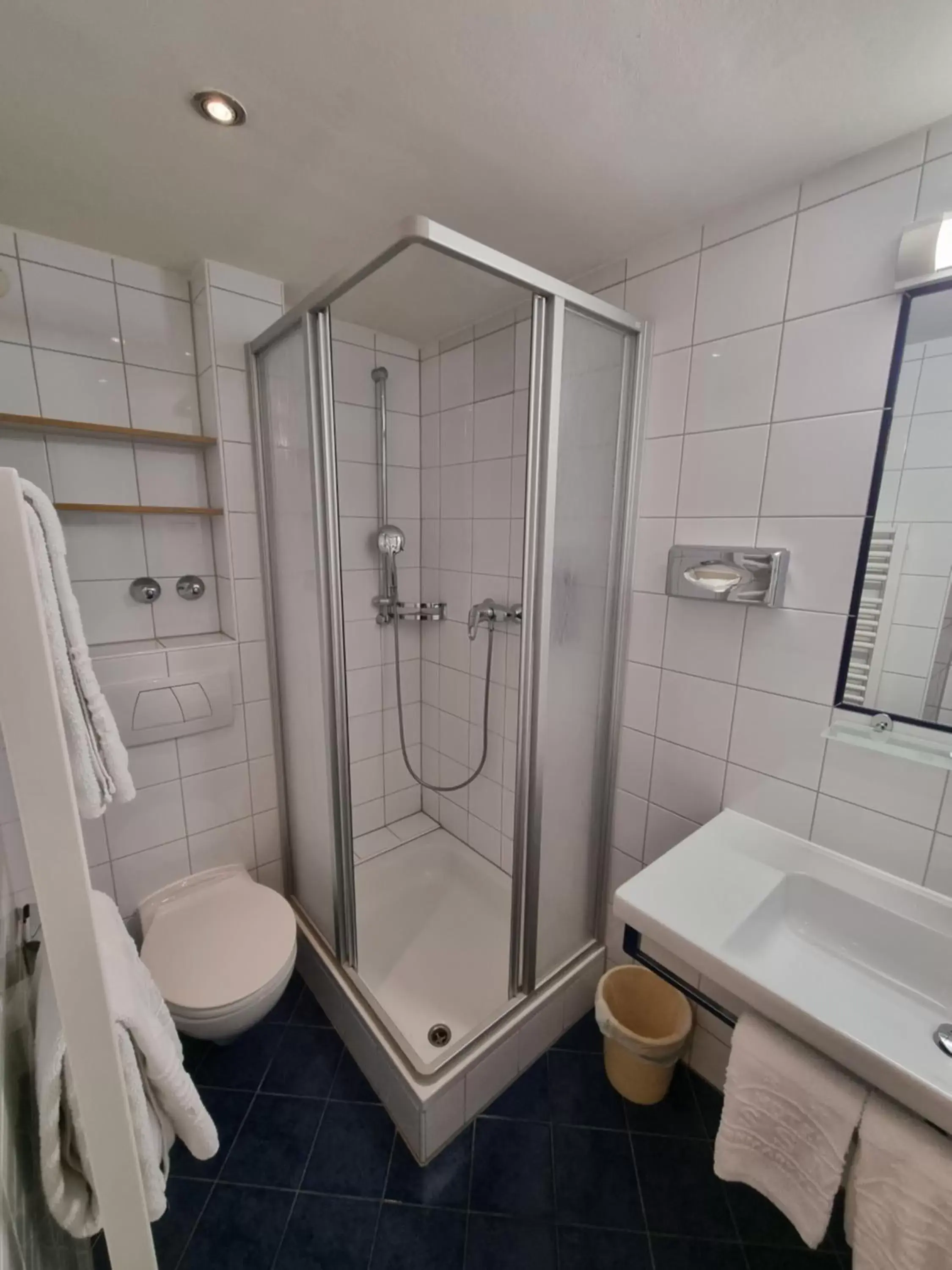 Budget Double Room in Hotel Messmer