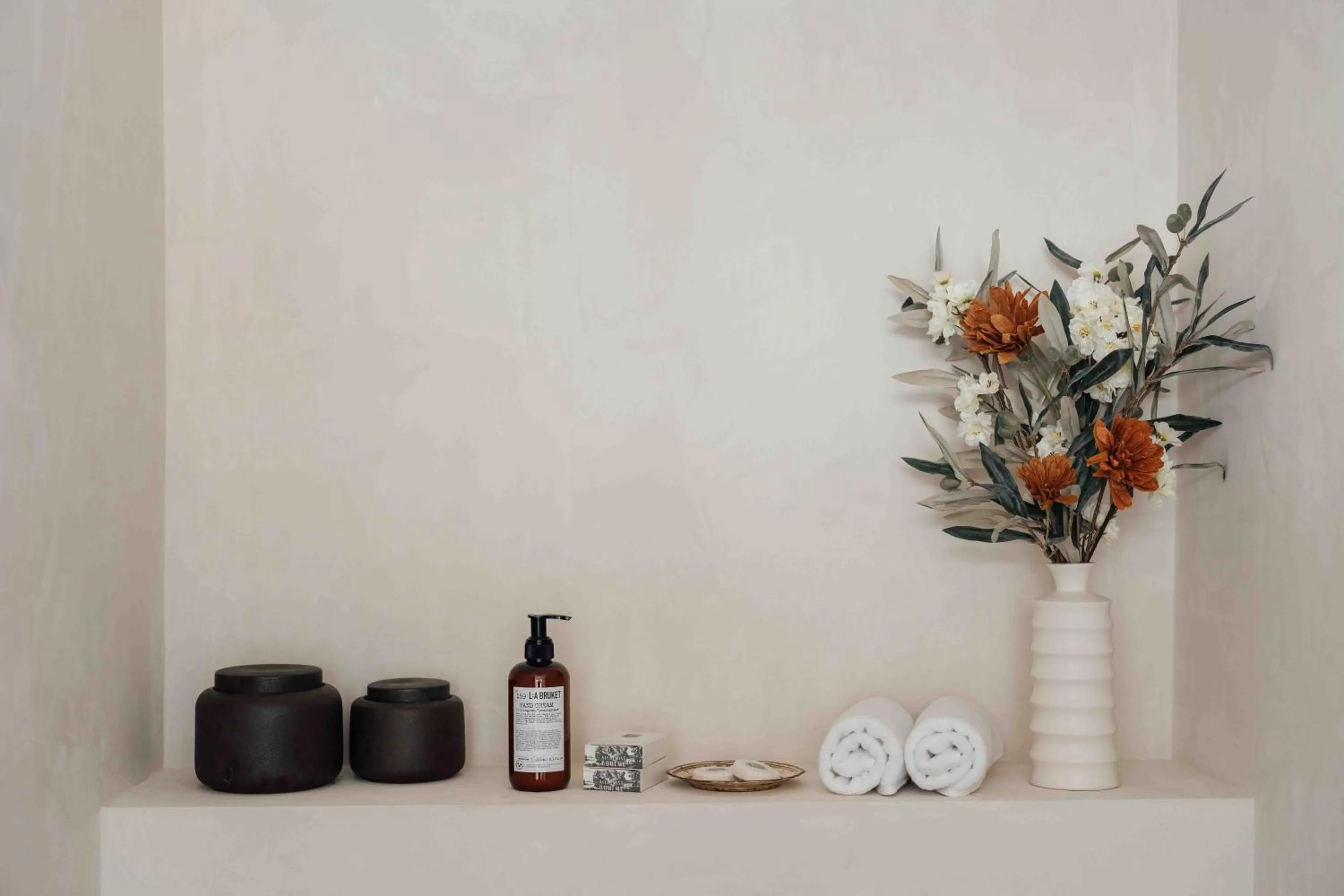 Bathroom in Clemonte Hotel - Your Reception-less Boutique Hideaway