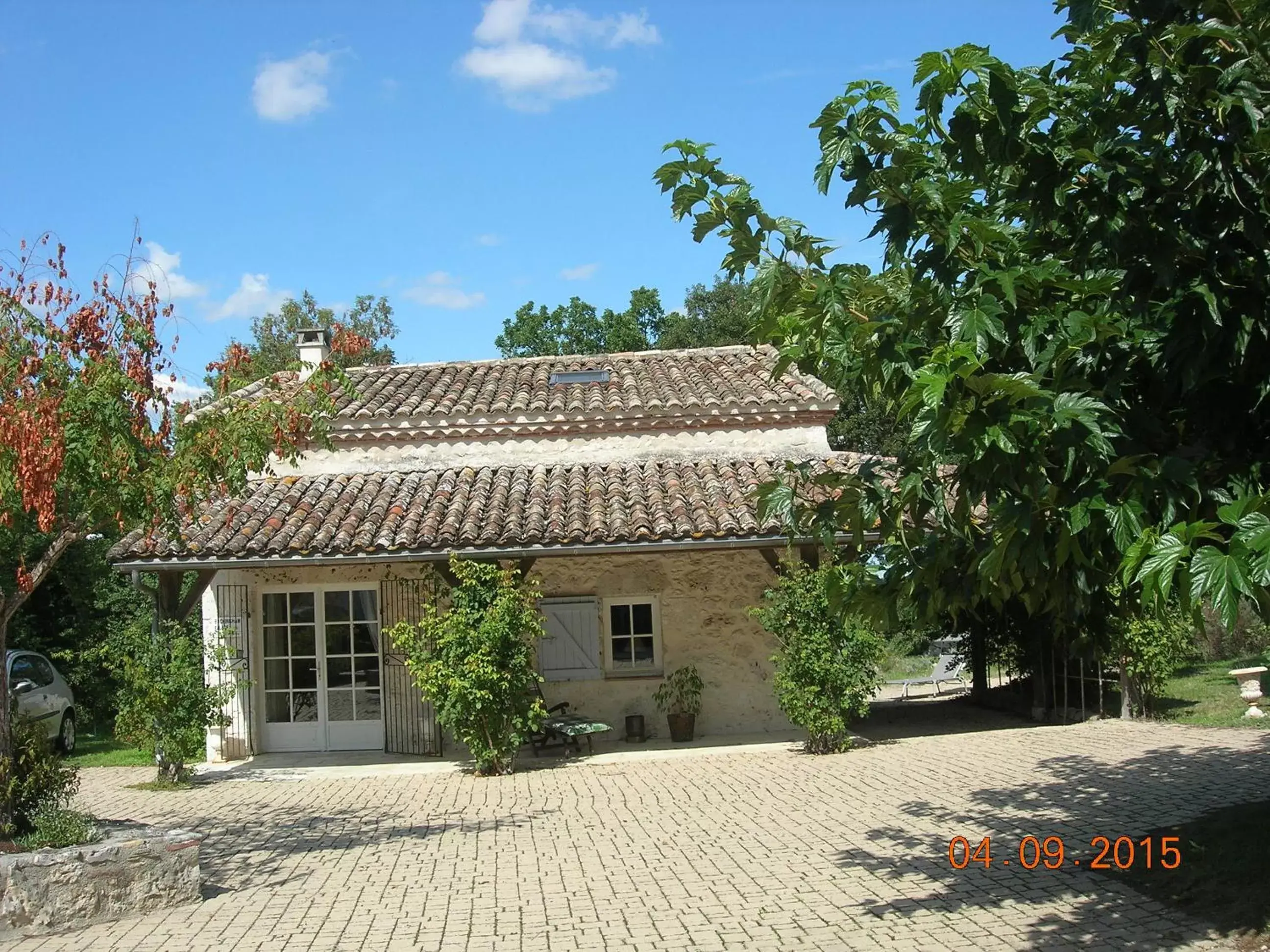 Facade/entrance, Property Building in Le Colombier