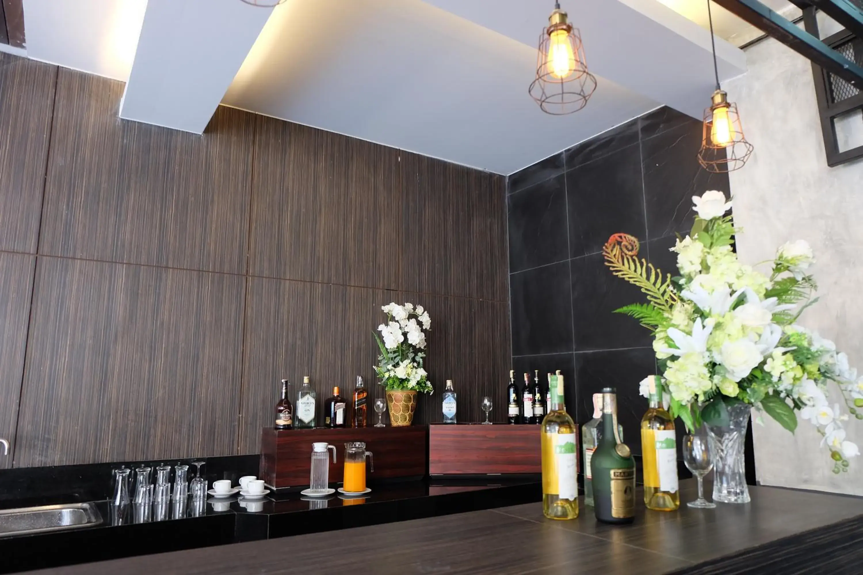 Lounge or bar in Inn Residence Serviced Suites - SHA Extra Plus