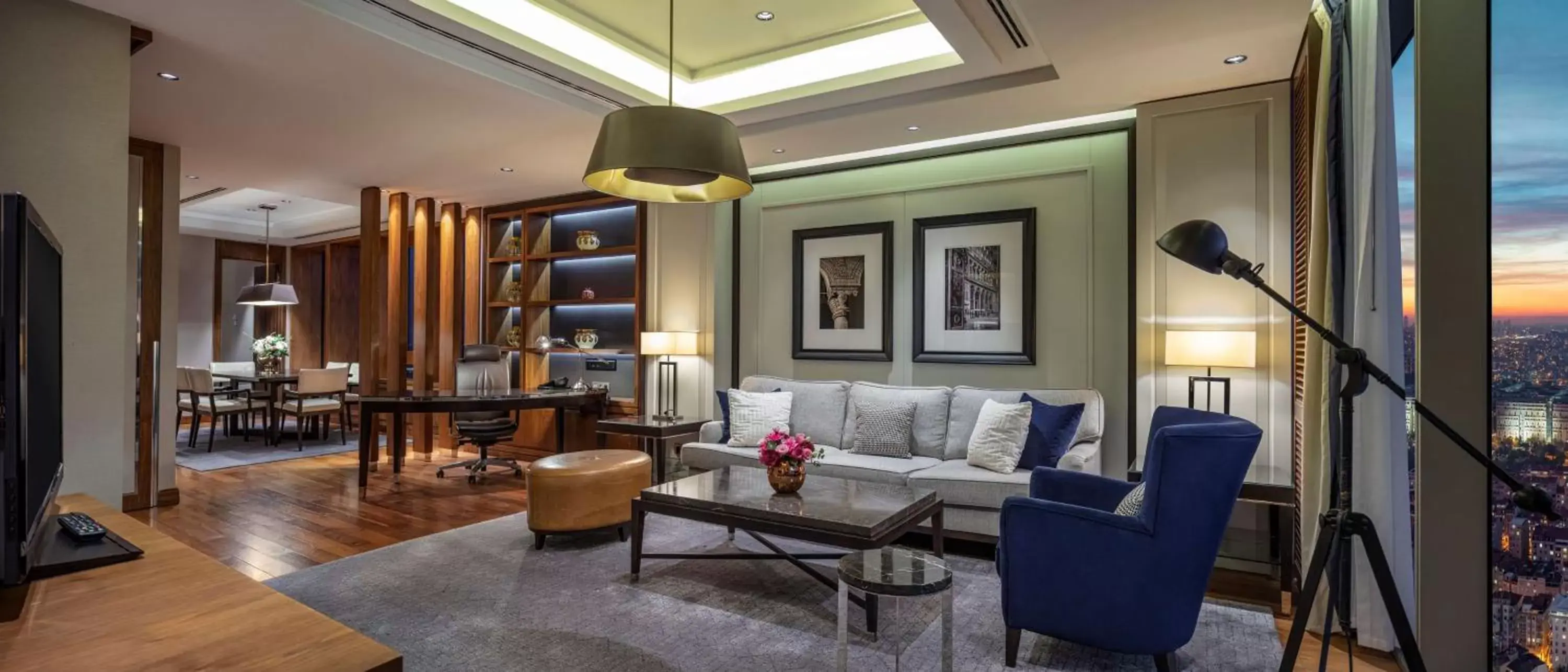 Living room, Seating Area in Hilton Istanbul Bomonti