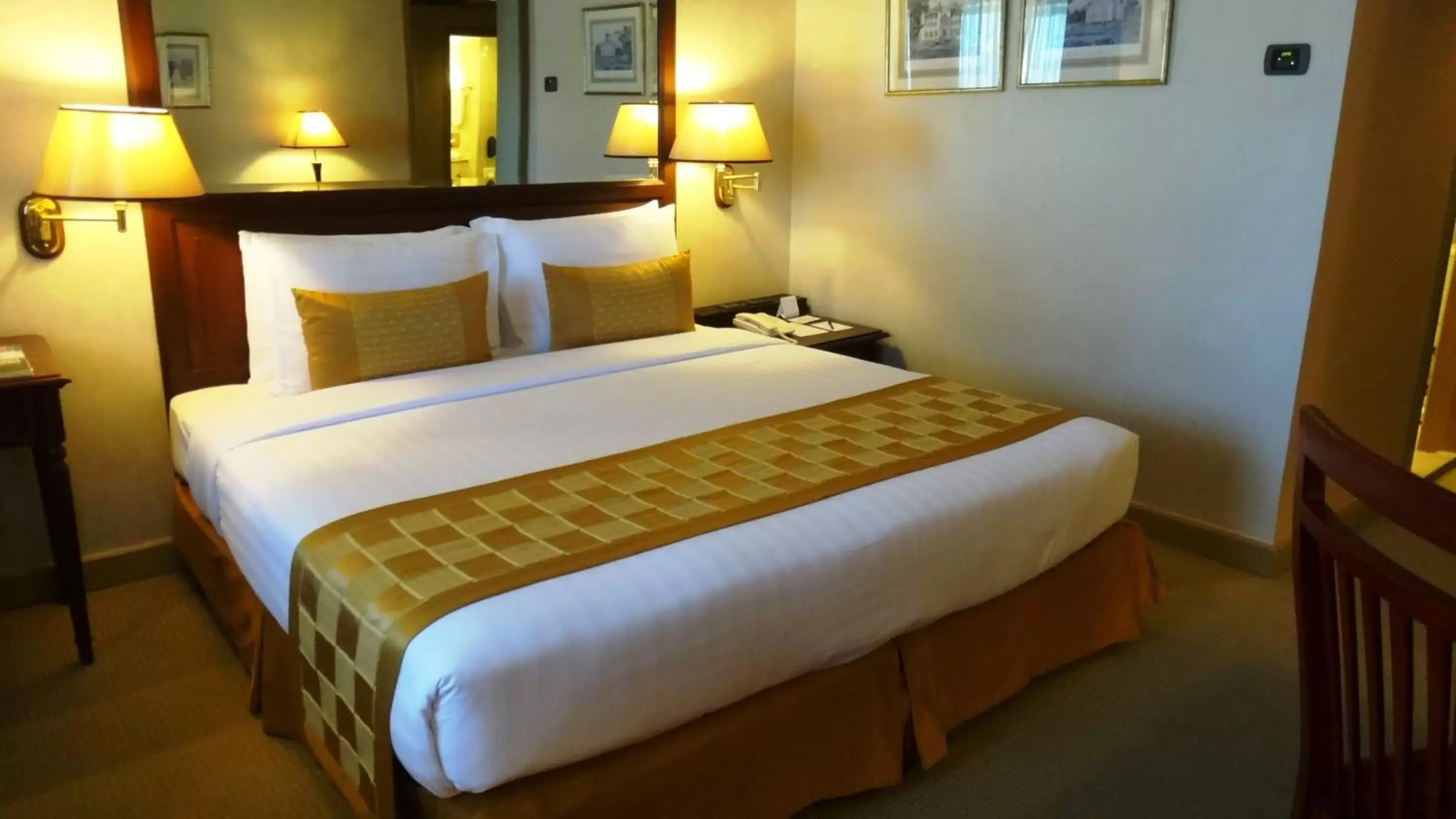 Bed in Arnoma Hotel Bangkok - SHA Plus