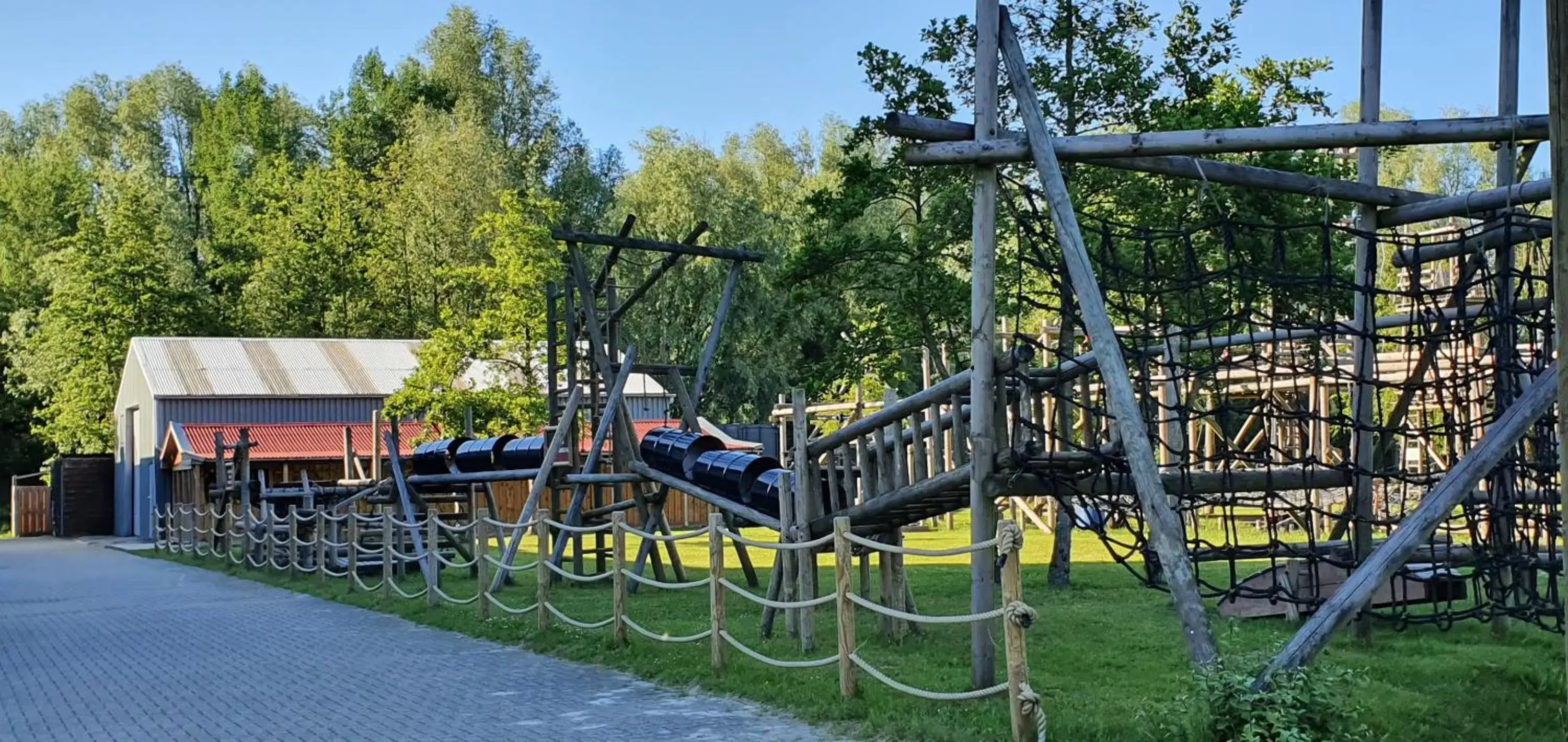 Children's Play Area in Sweetlake