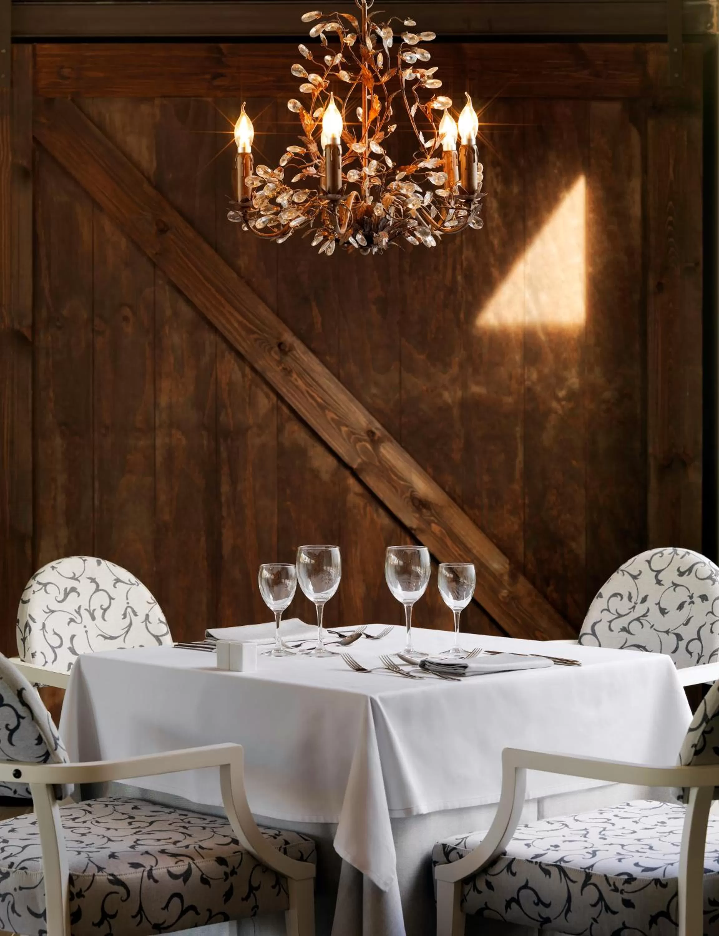 Restaurant/places to eat in Boutique Hotel H10 White Suites - Adults Only