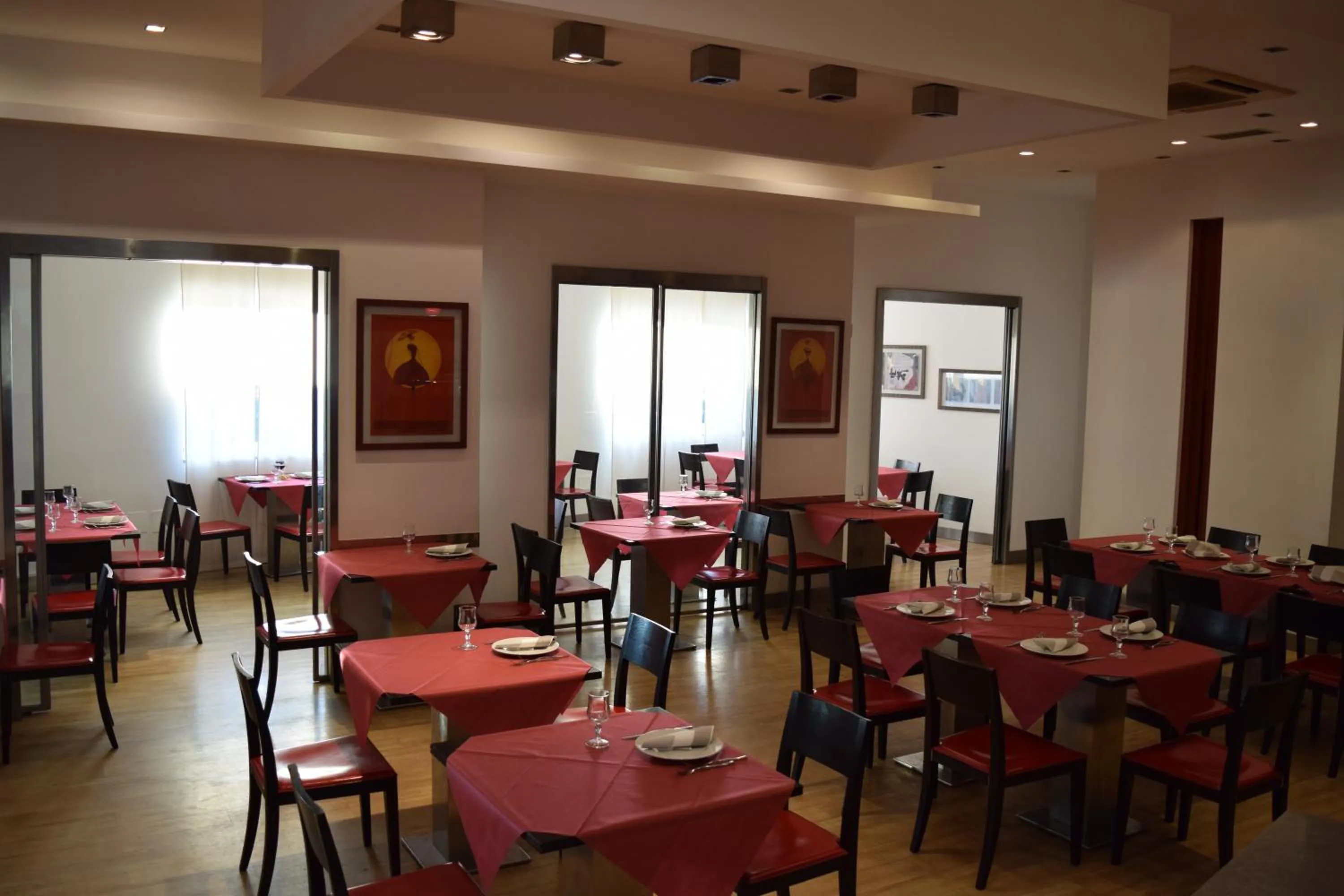 Food and drinks in Hotel Palace 2000