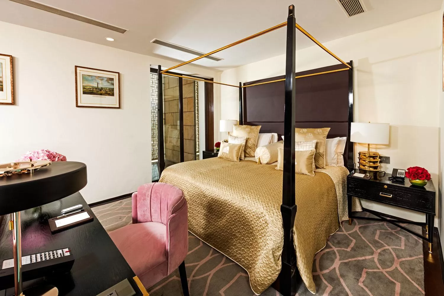 Bedroom, Bed in The Lodhi – A member of The Leading Hotels Of The World