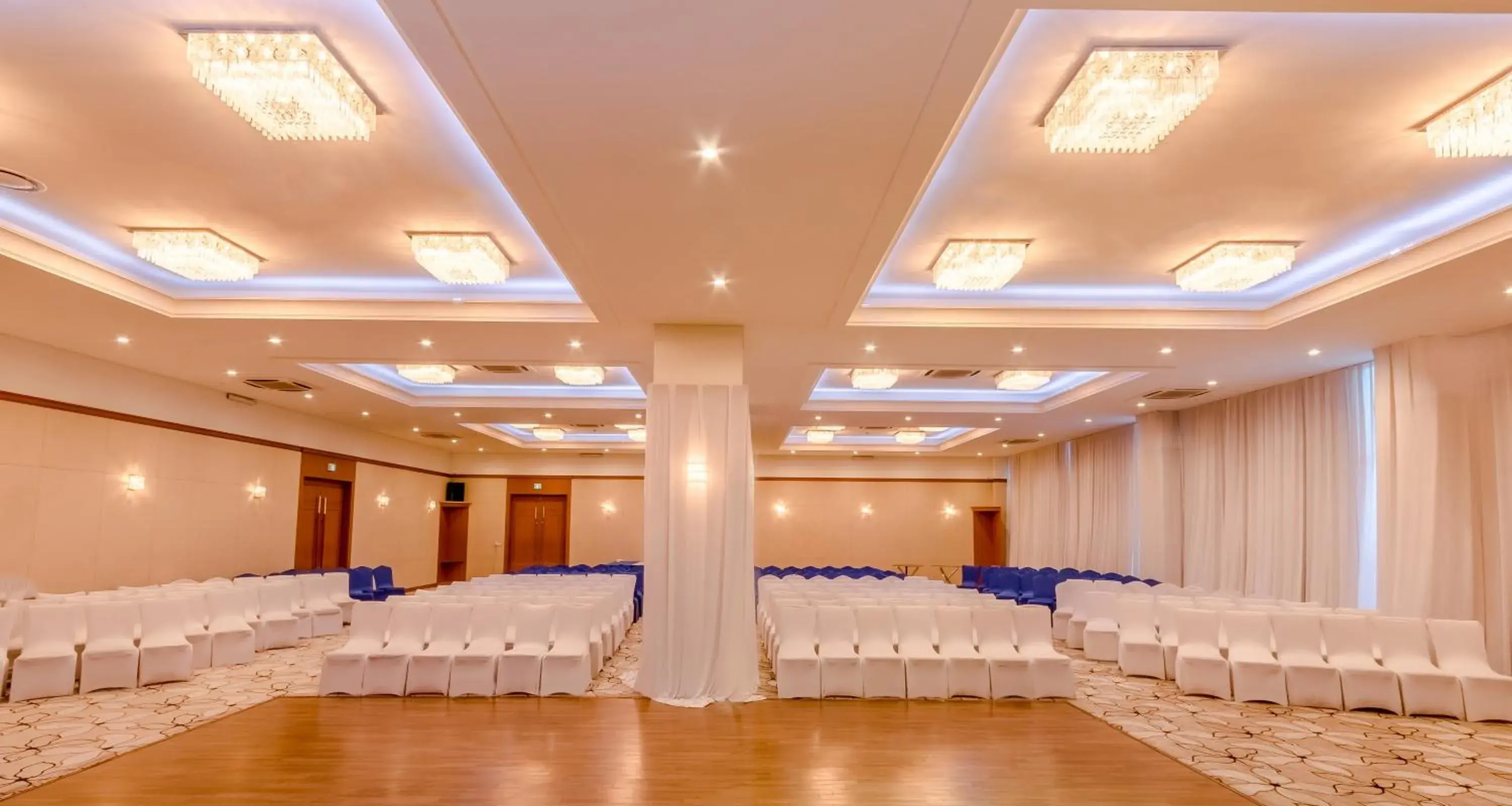 Banquet/Function facilities, Banquet Facilities in The Blue Sky Hotel and Tower