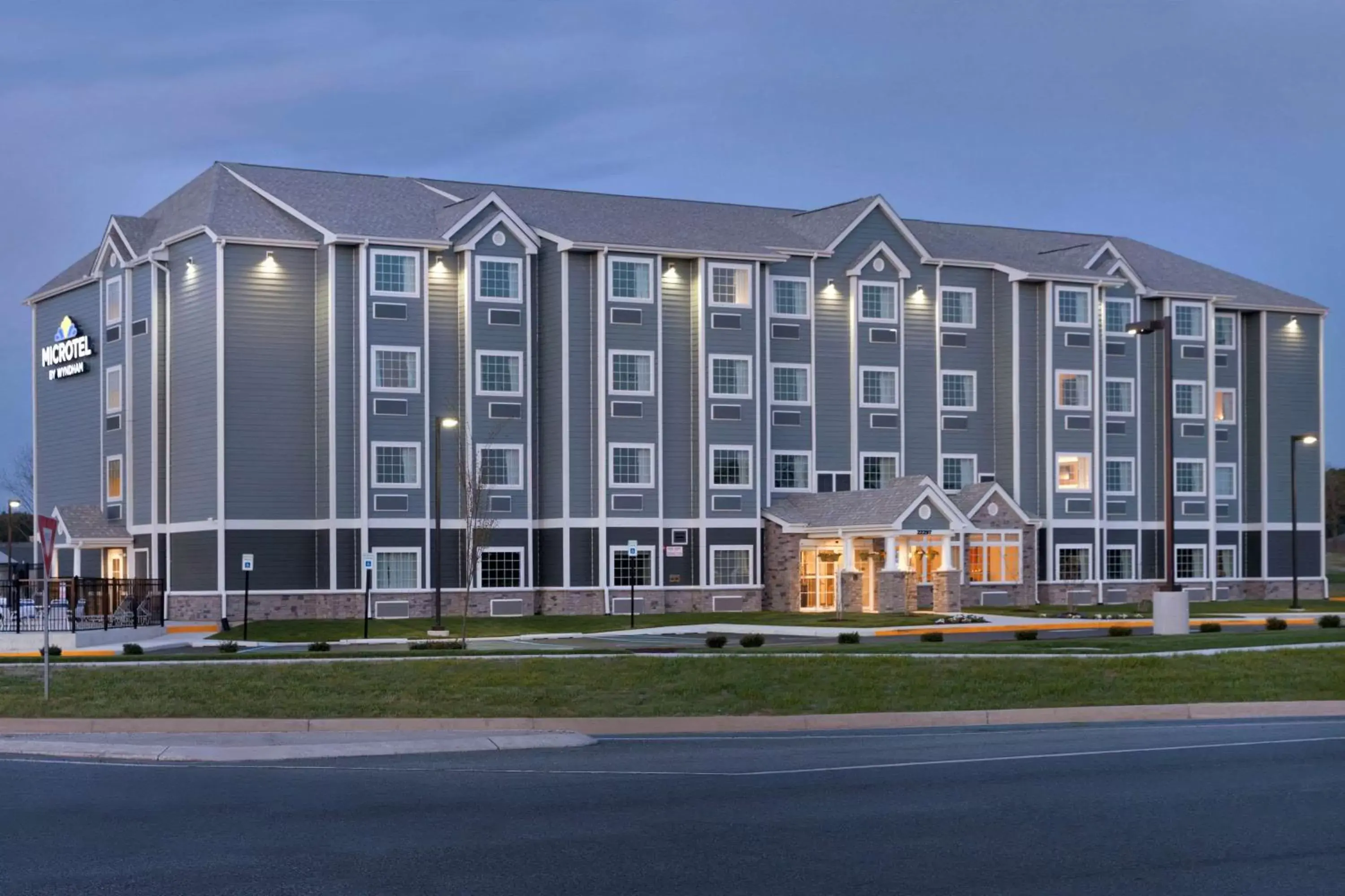 Property Building in Microtel Inn & Suites by Wyndham Georgetown Delaware Beaches