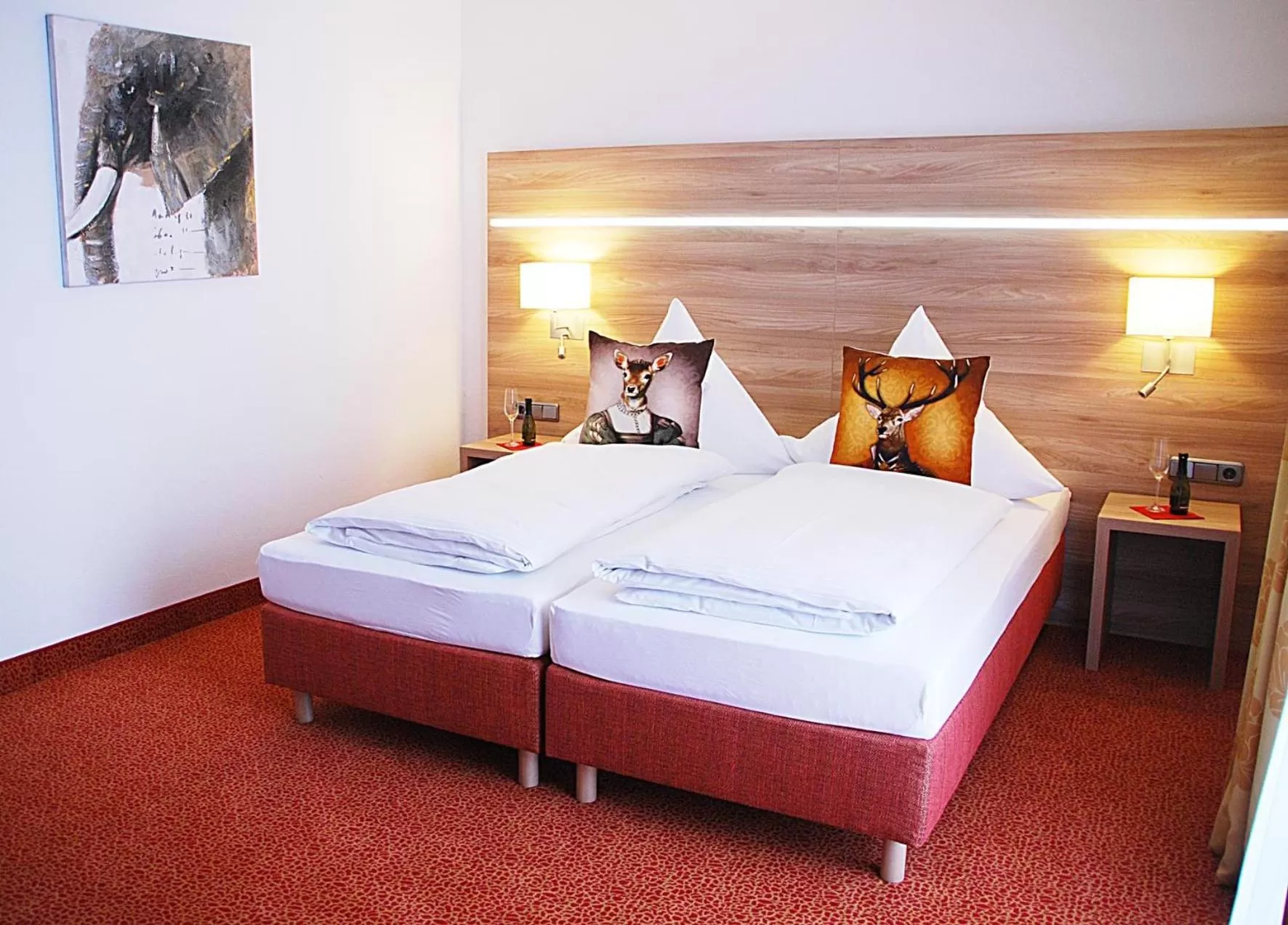 Bed in Hotel Isartaler Hof