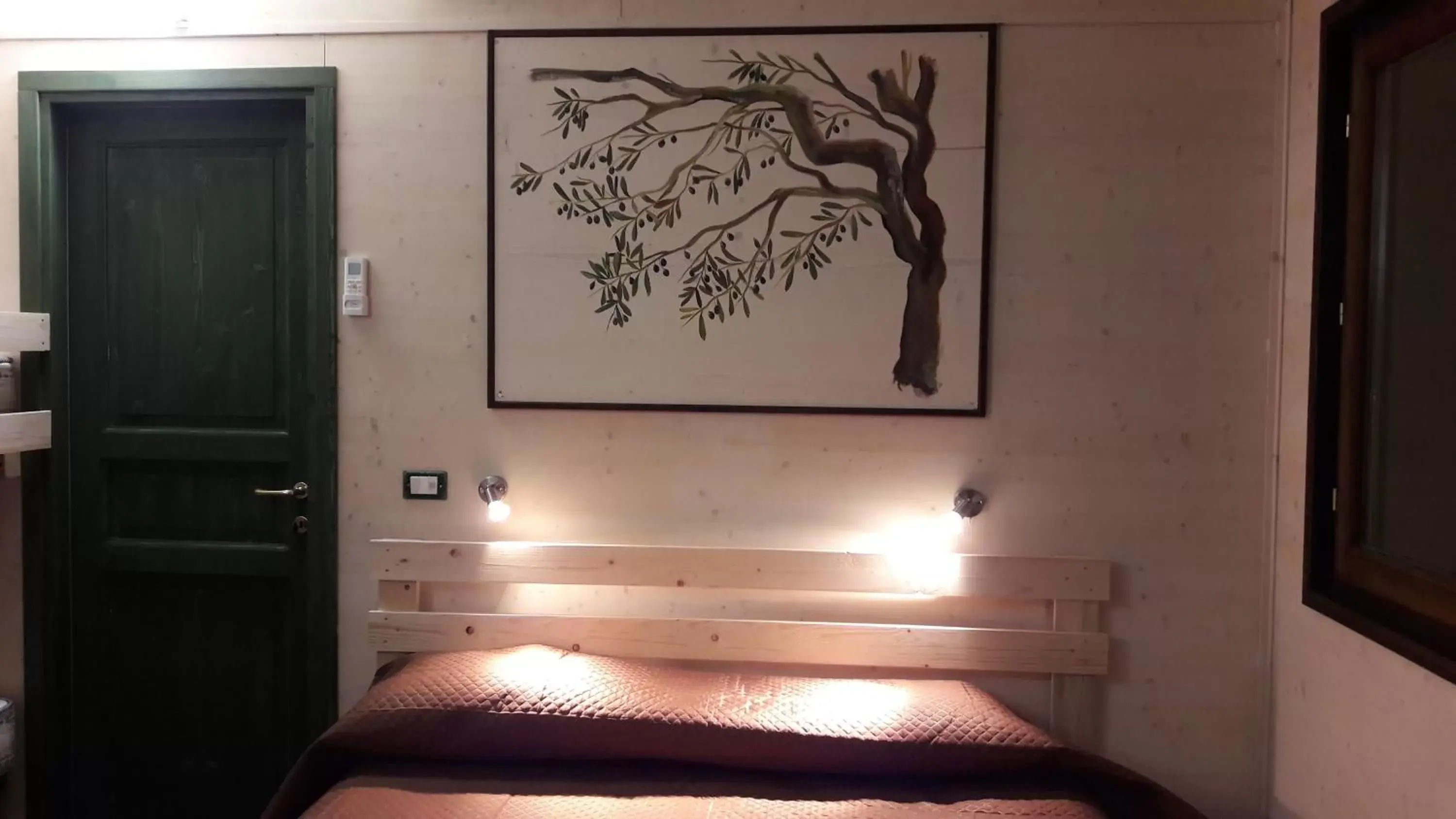 Bed in Palazzo Conforti Tree House Resort