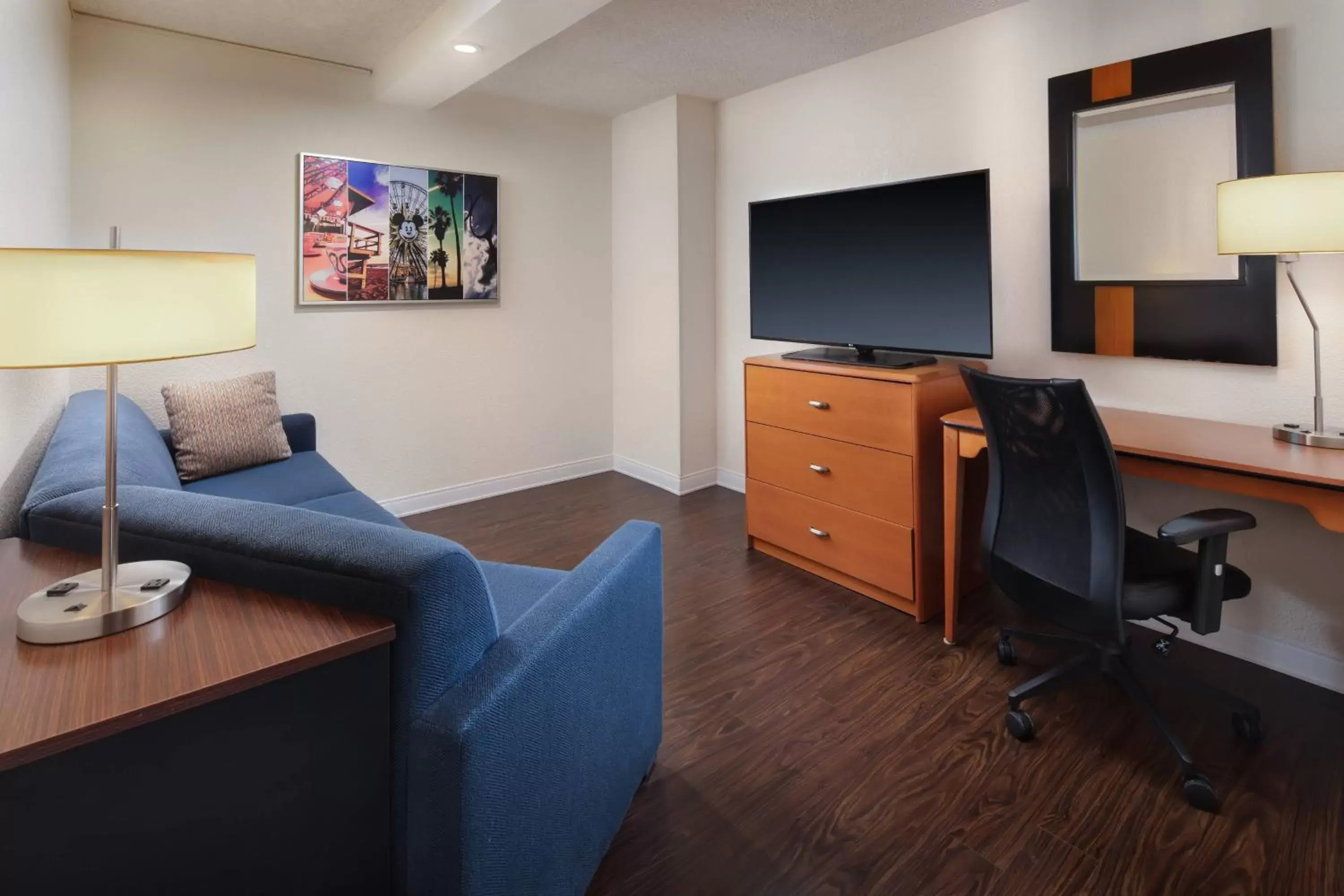 Living room, TV/Entertainment Center in Fairfield by Marriott Anaheim Resort