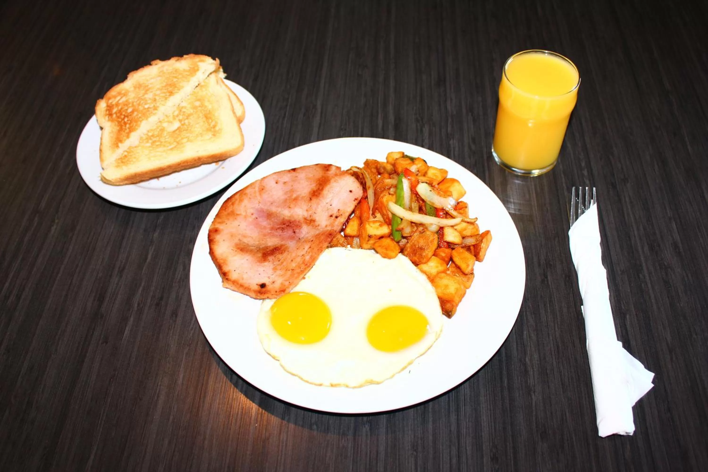 Restaurant/places to eat in Holiday Inn Victorville by IHG