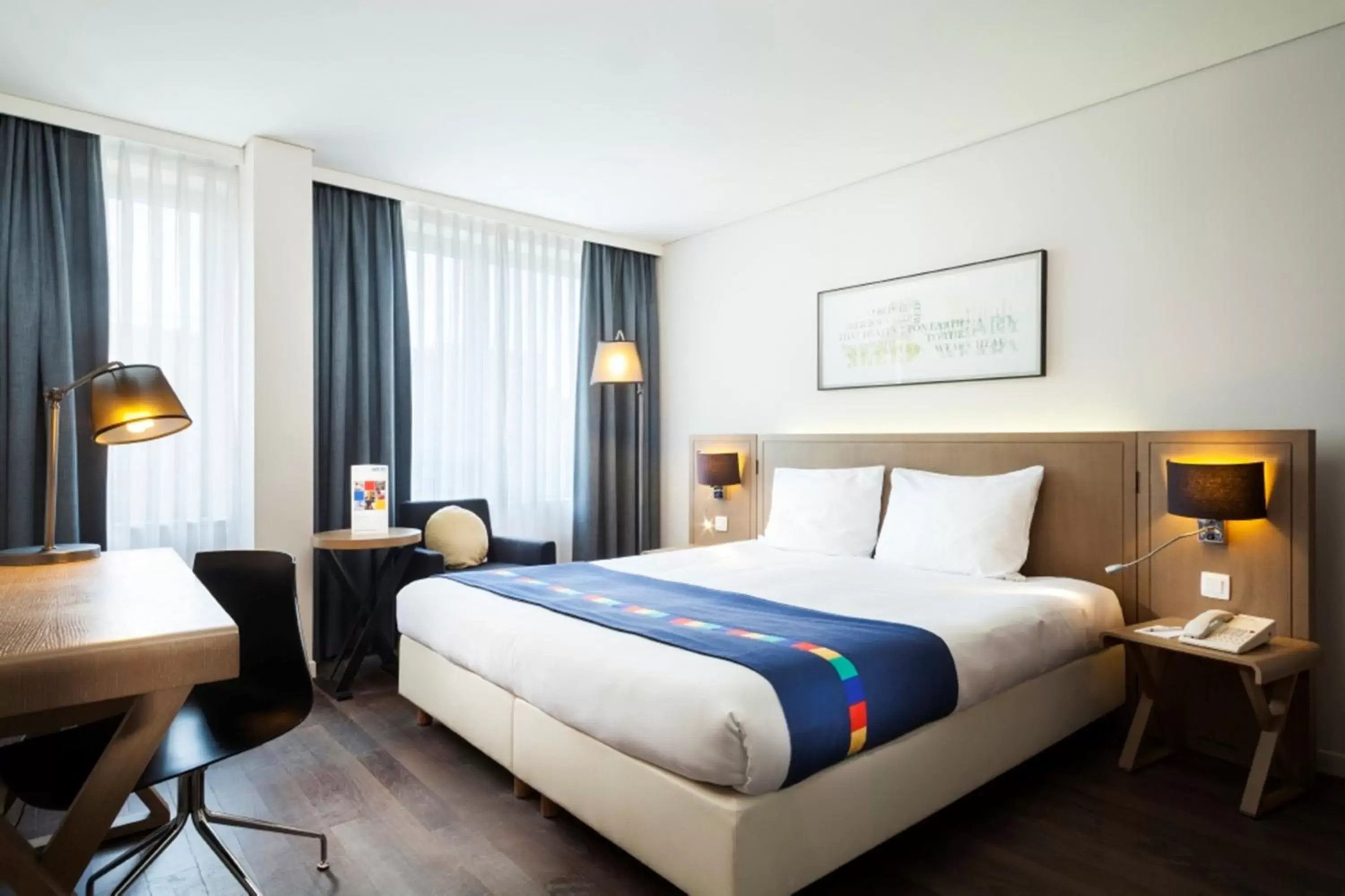 Photo of the whole room, Bed in Park Inn by Radisson Antwerpen