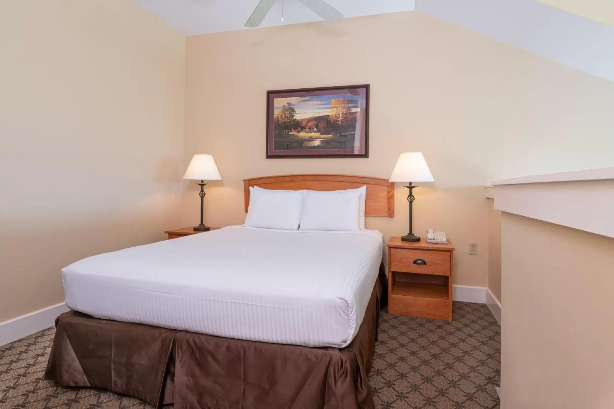 Photo of the whole room, Bed in Jackson Gore Village on Okemo Mountain