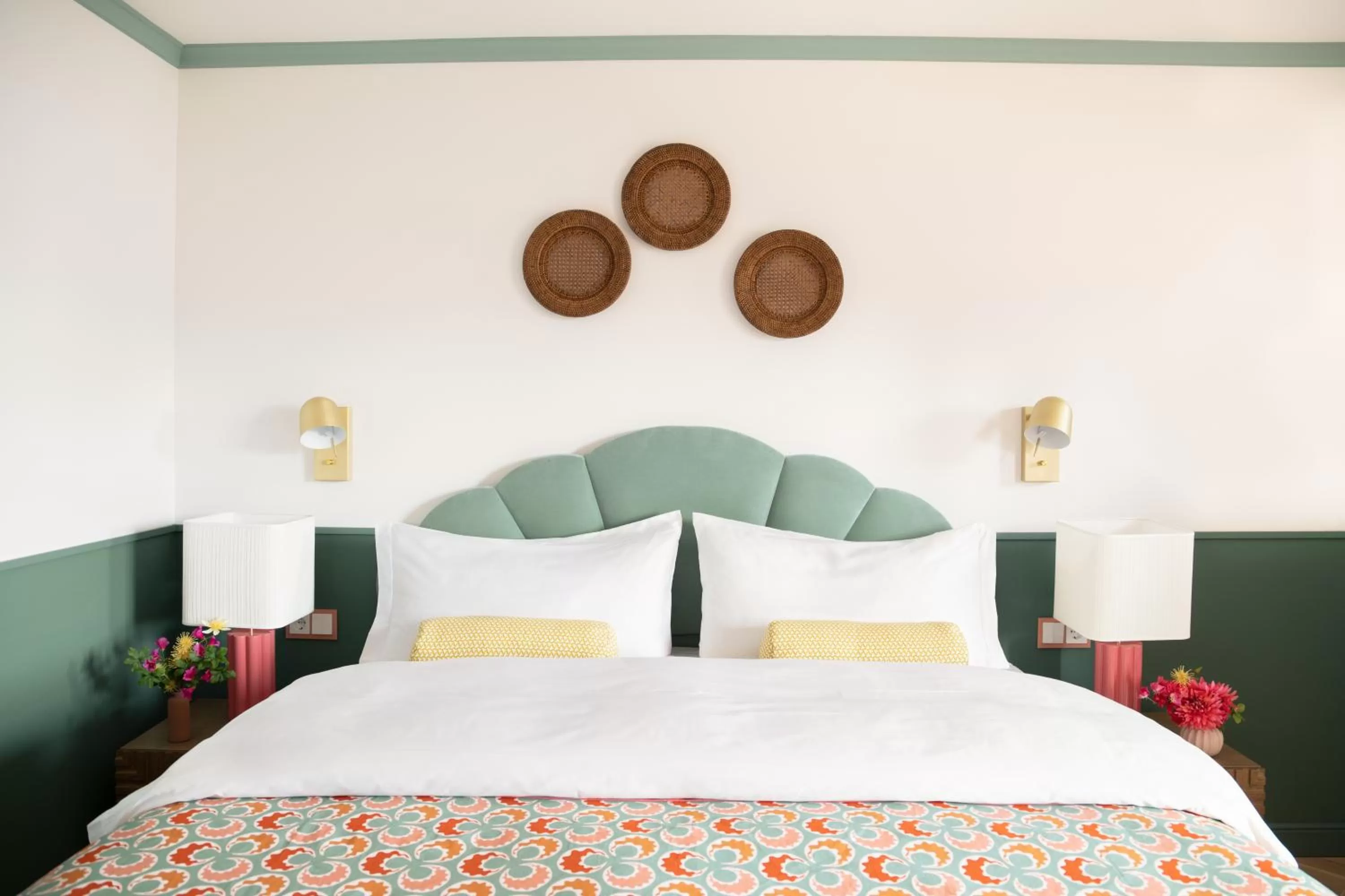 Photo of the whole room, Bed in Villa Alma - a lakeside Boutique Hotel