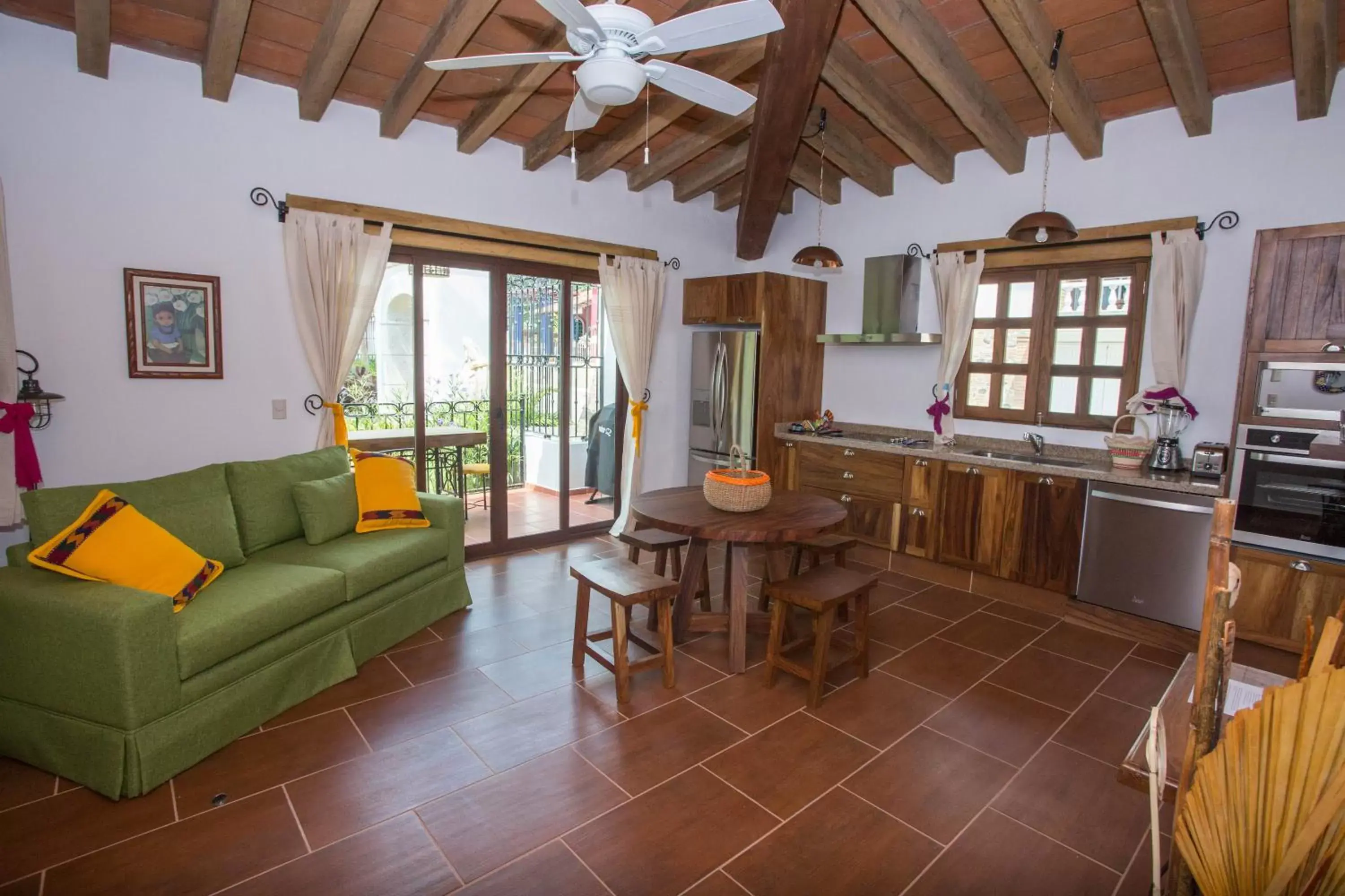 Kitchen or kitchenette, Seating Area in Refugio del Mar Luxury Hotel Boutique